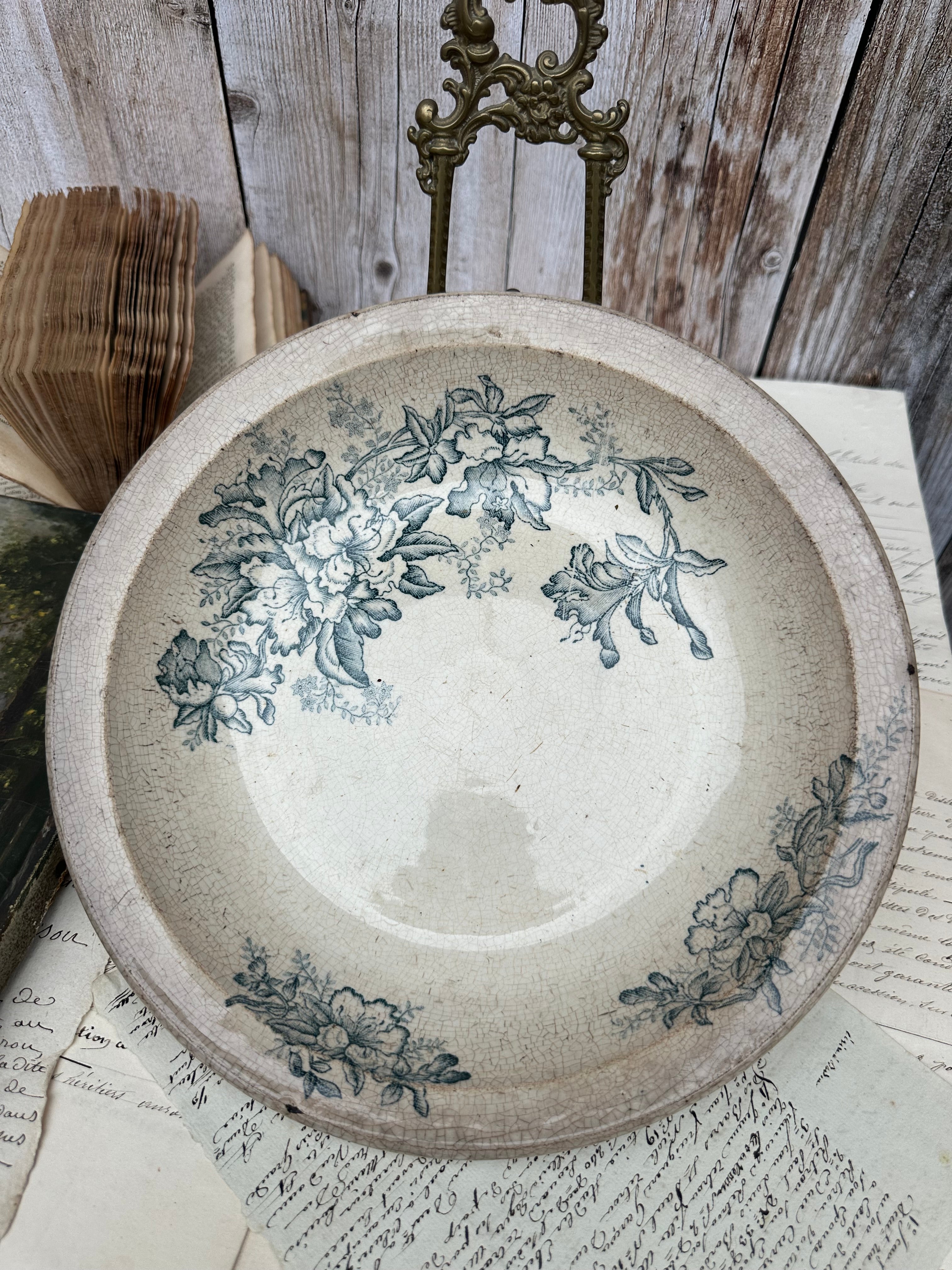 Patinated ironstone deep dish
