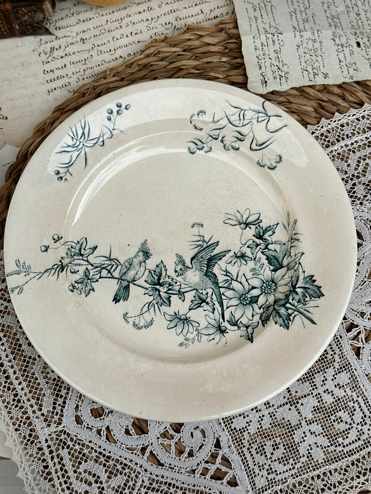 D. Suite de 5 assiettes à dessert Longwy modèle Mignon
