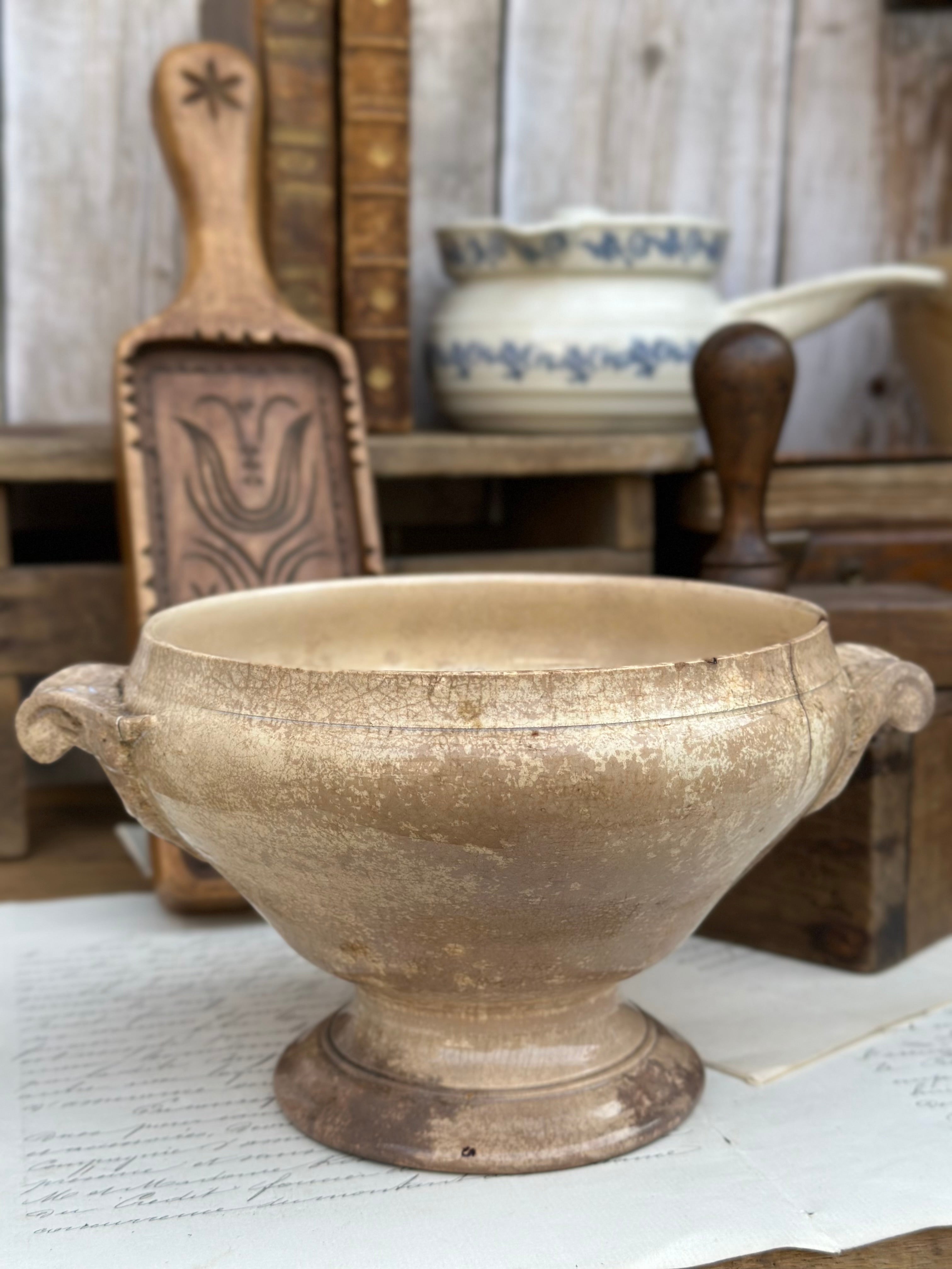 Small Sarreguemines soup tureen