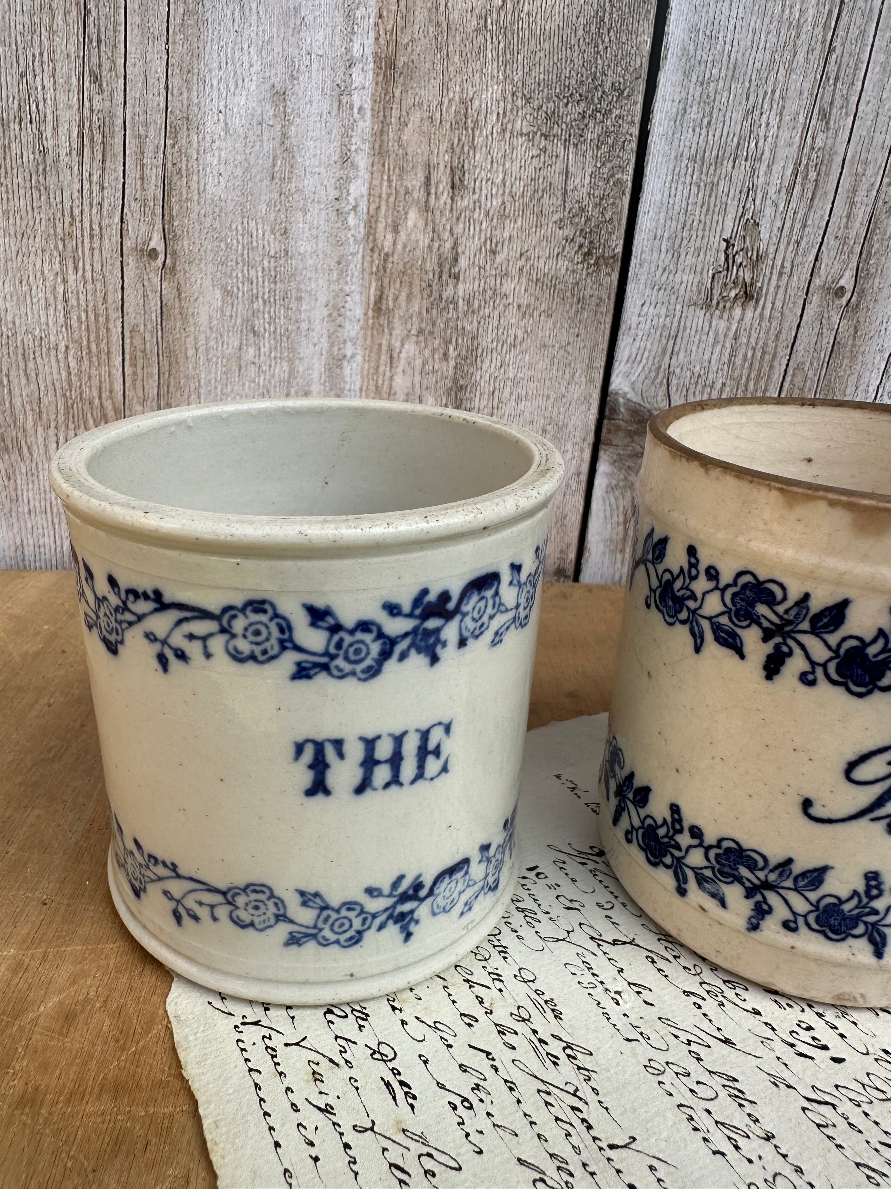 Suite de 3 pots St Uze
