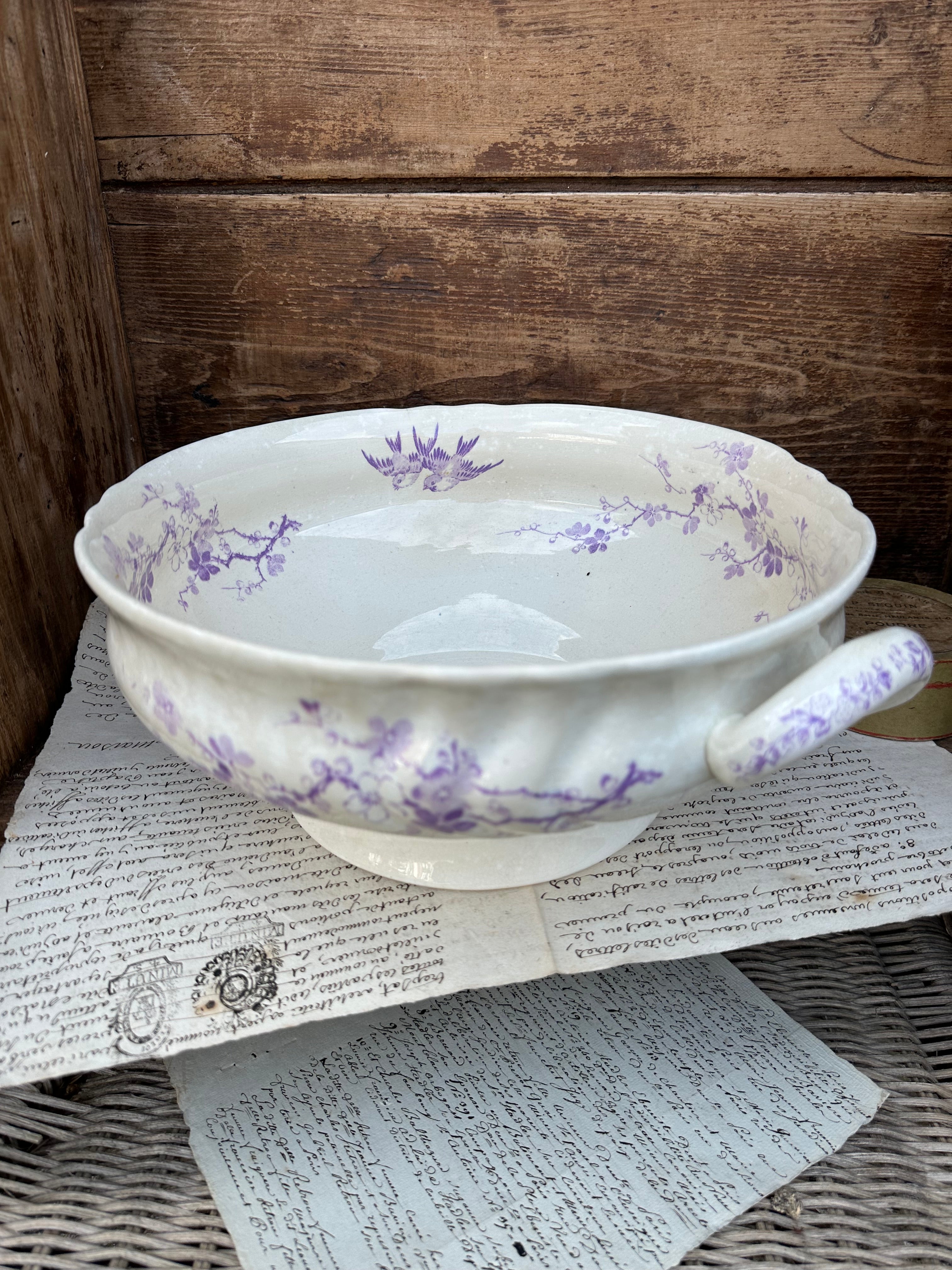 Reserved M - Longwy mauve dinnerware pieces