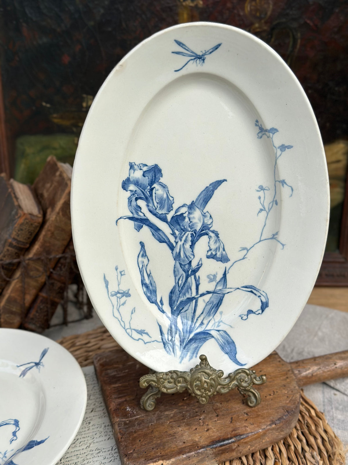 Small oval dish Gien Iris pattern