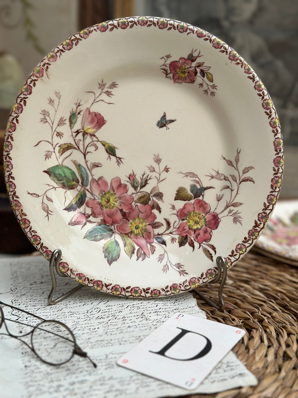 D. Assiette à dessert polychrome Gien modèle Mai