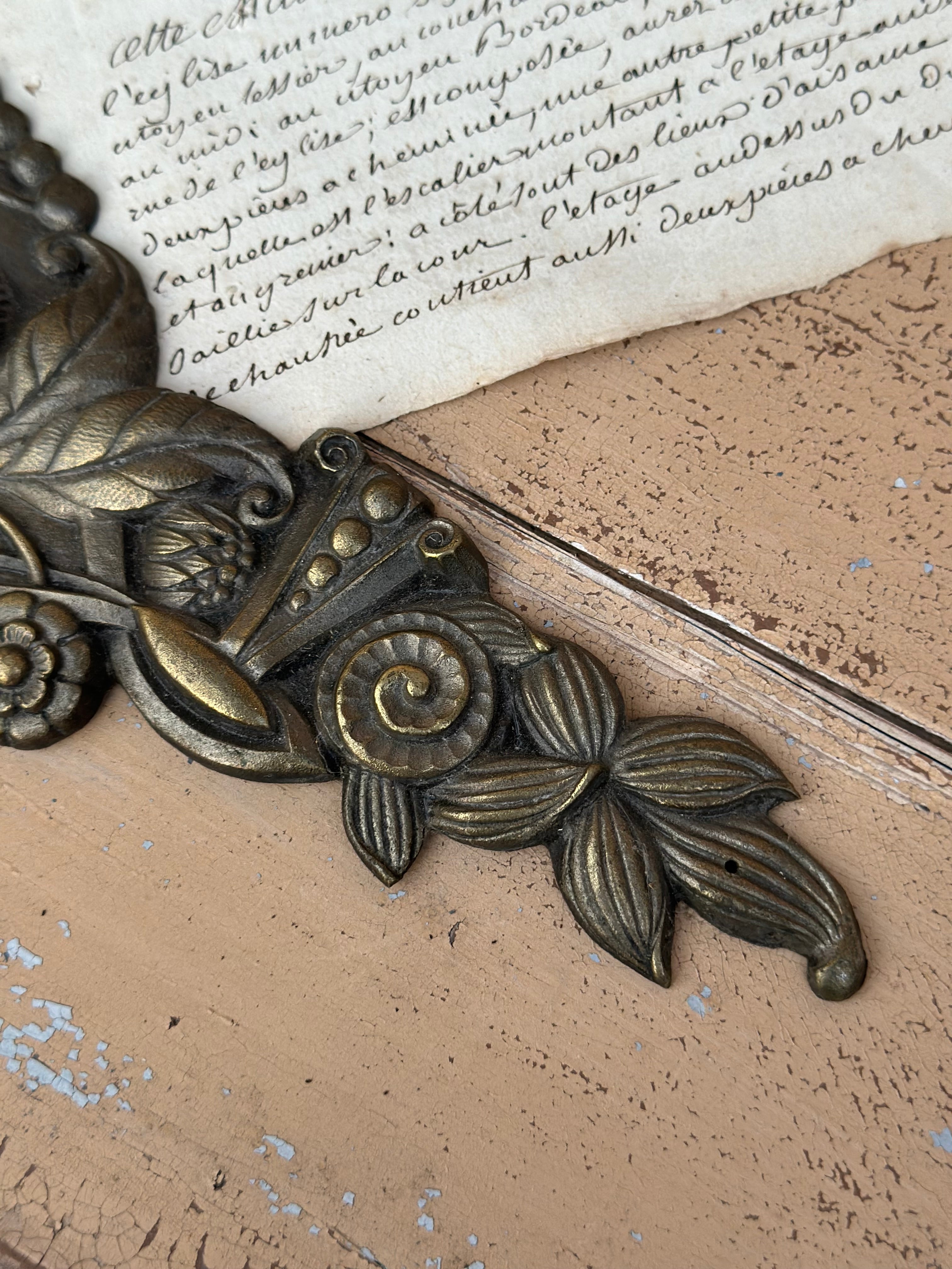 Pediment, Art Deco bronze ornament