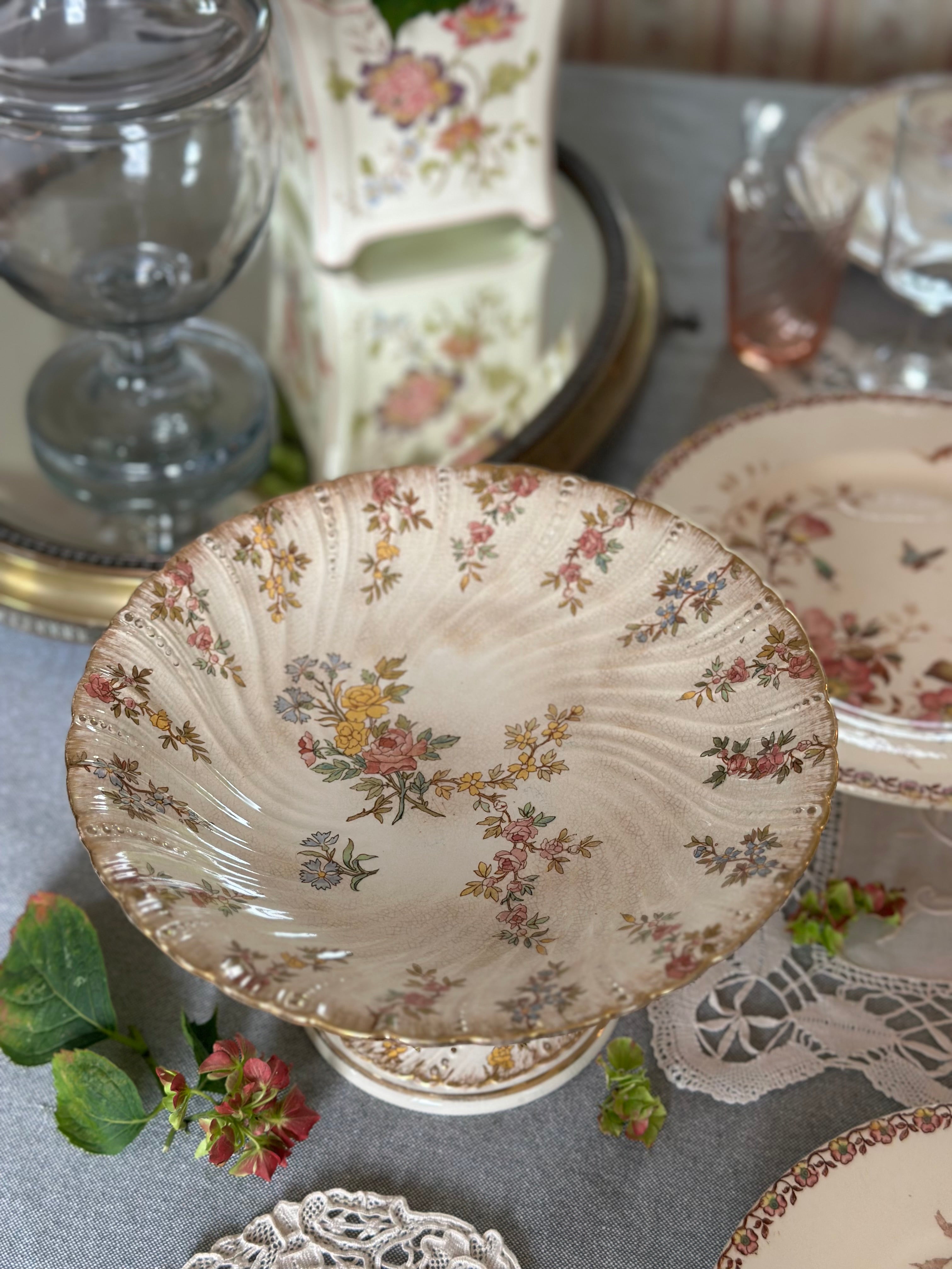 Compotier polychrome Sarreguemines modèle Louis XV