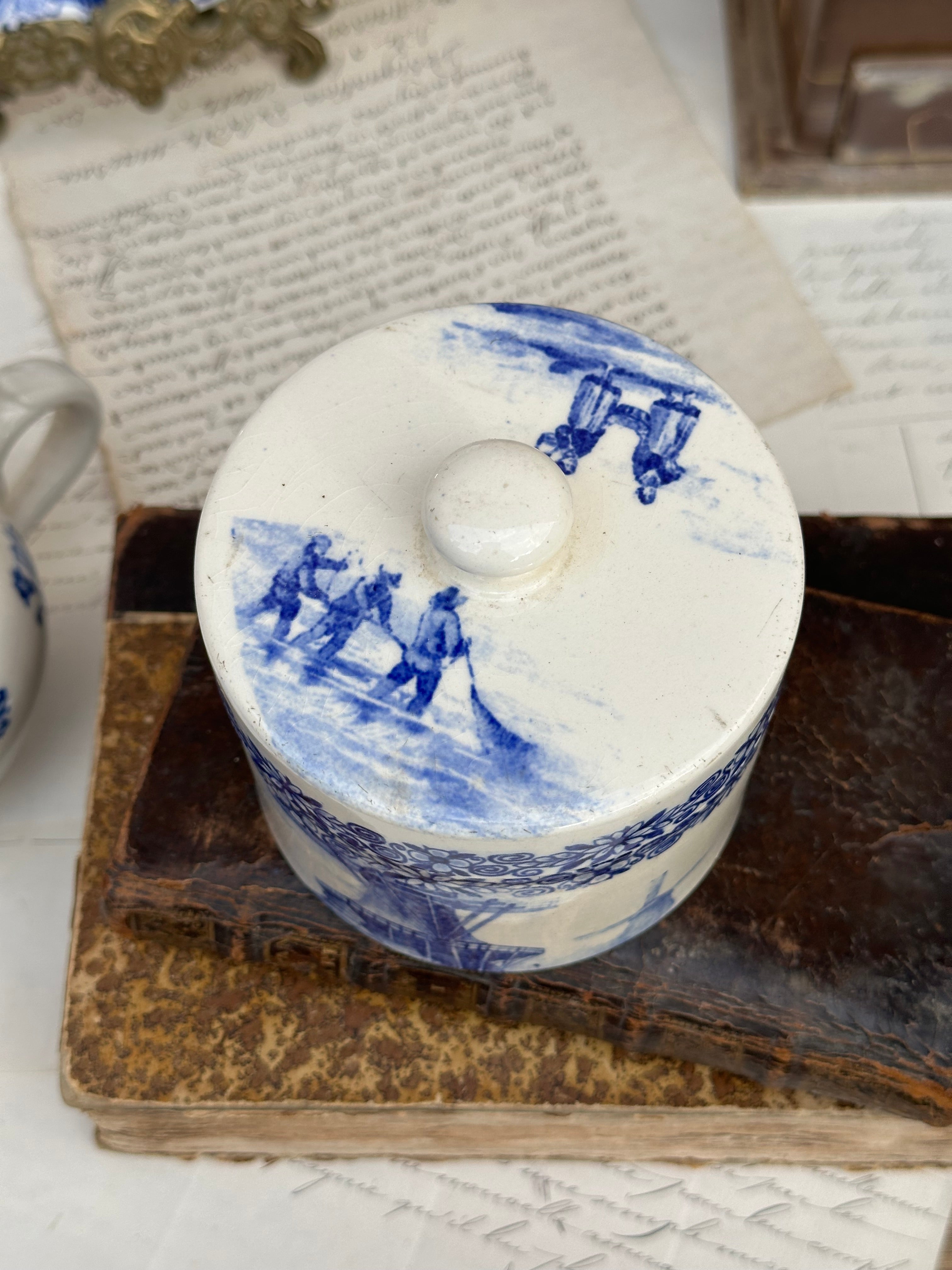 Rare boîte à poudre Choisy le Roi XIXème
