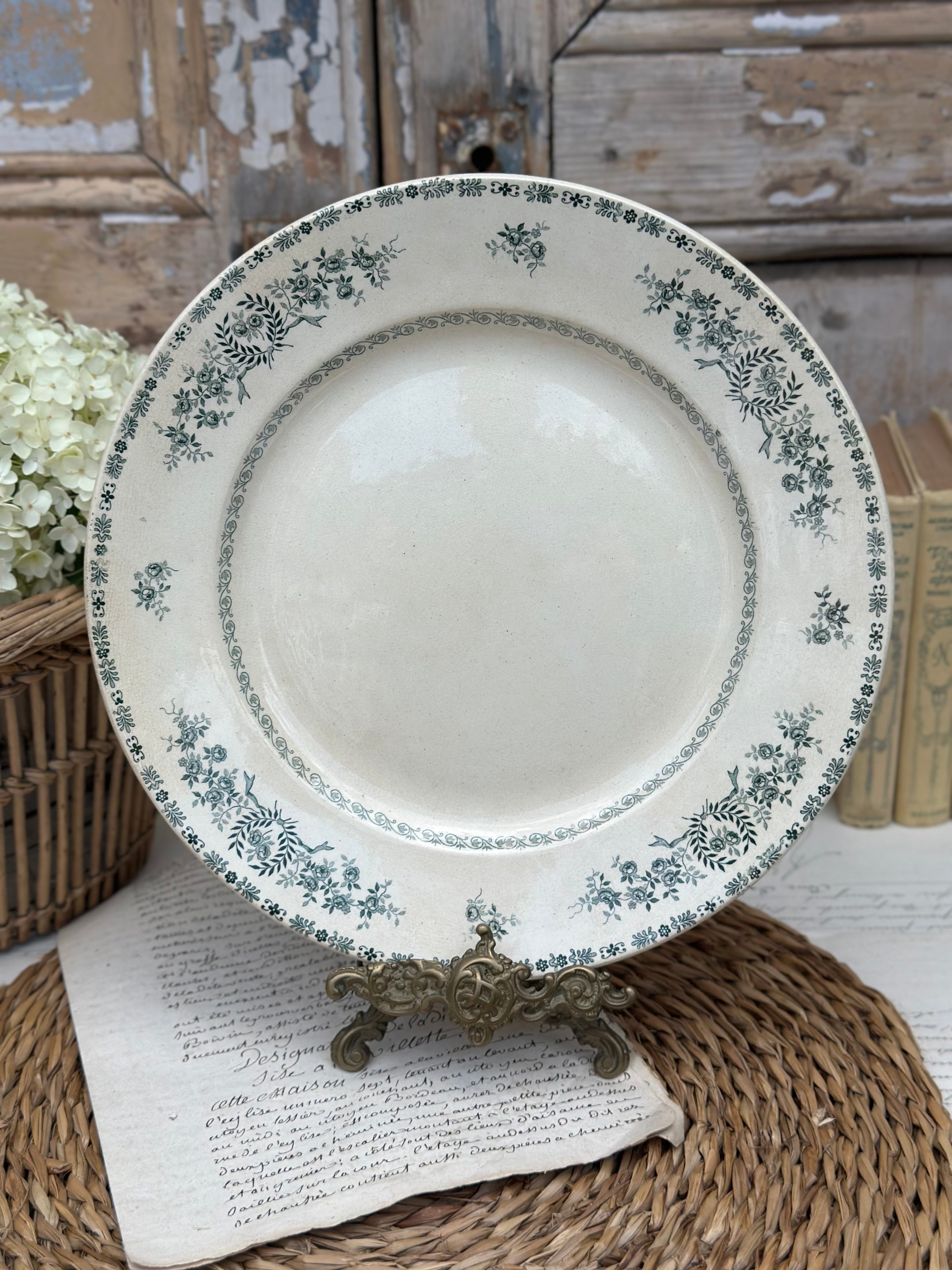 Plat rond terre de fer Borodino