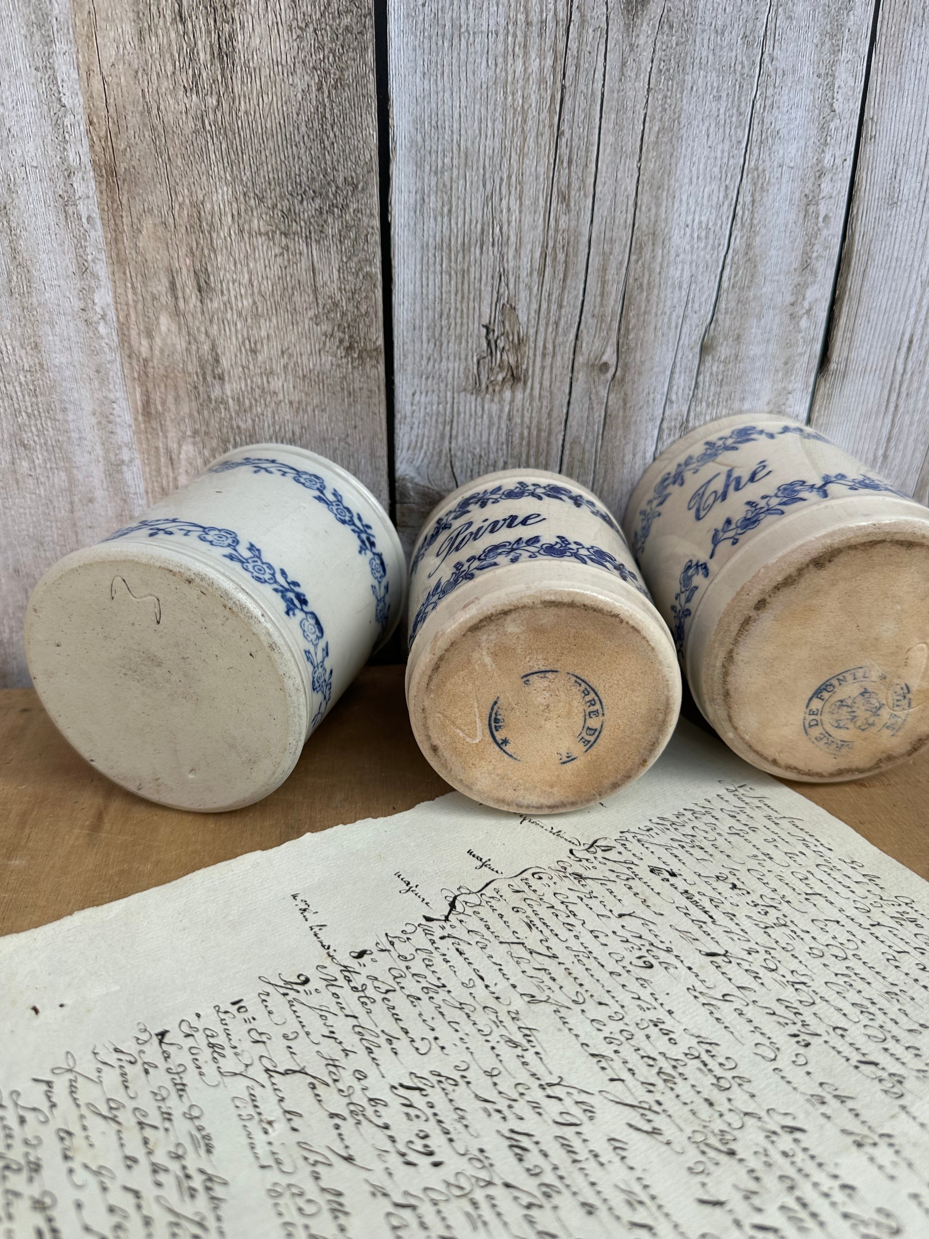 Suite de 3 pots St Uze