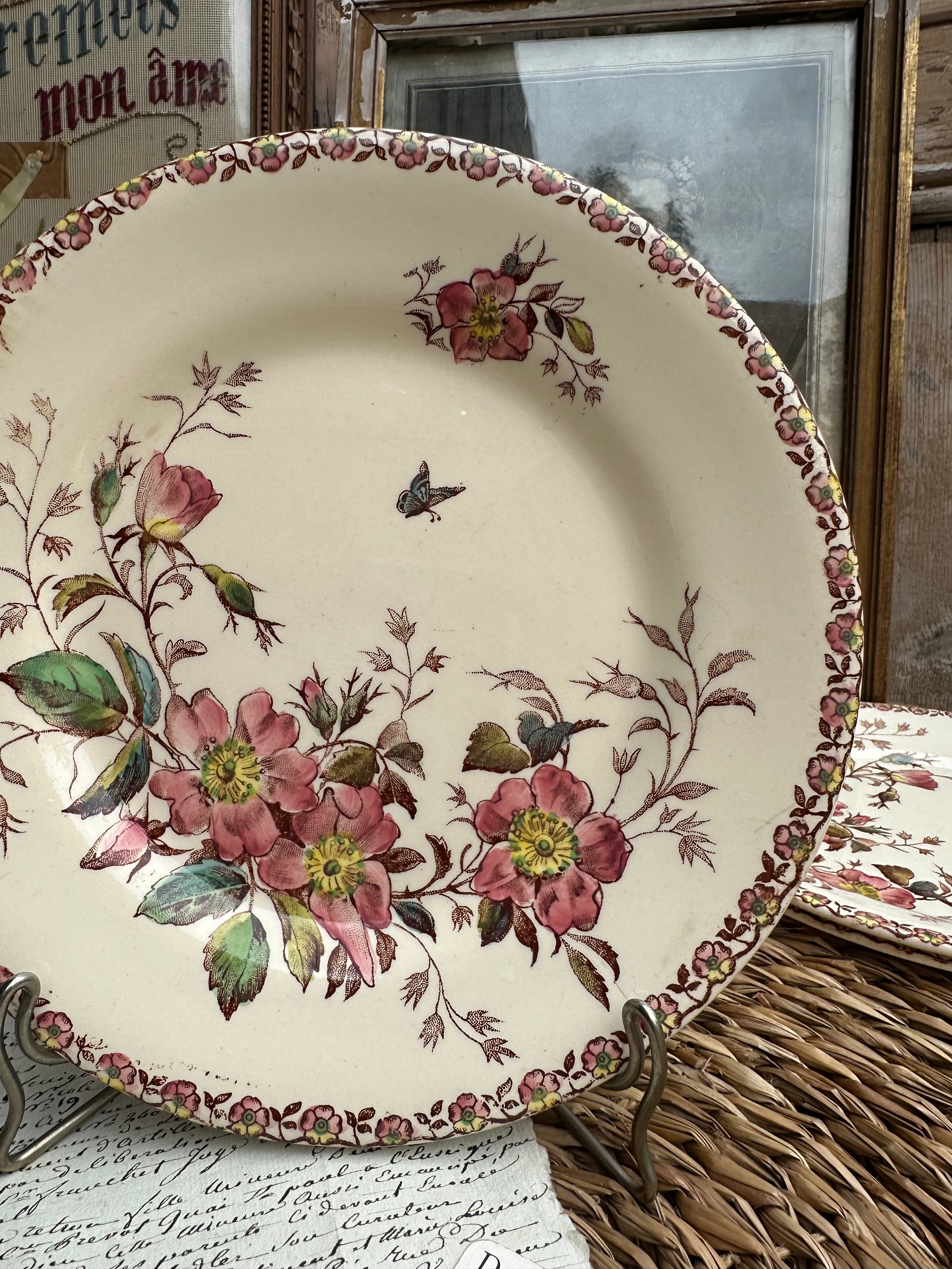D. Assiette à dessert polychrome Gien modèle Mai