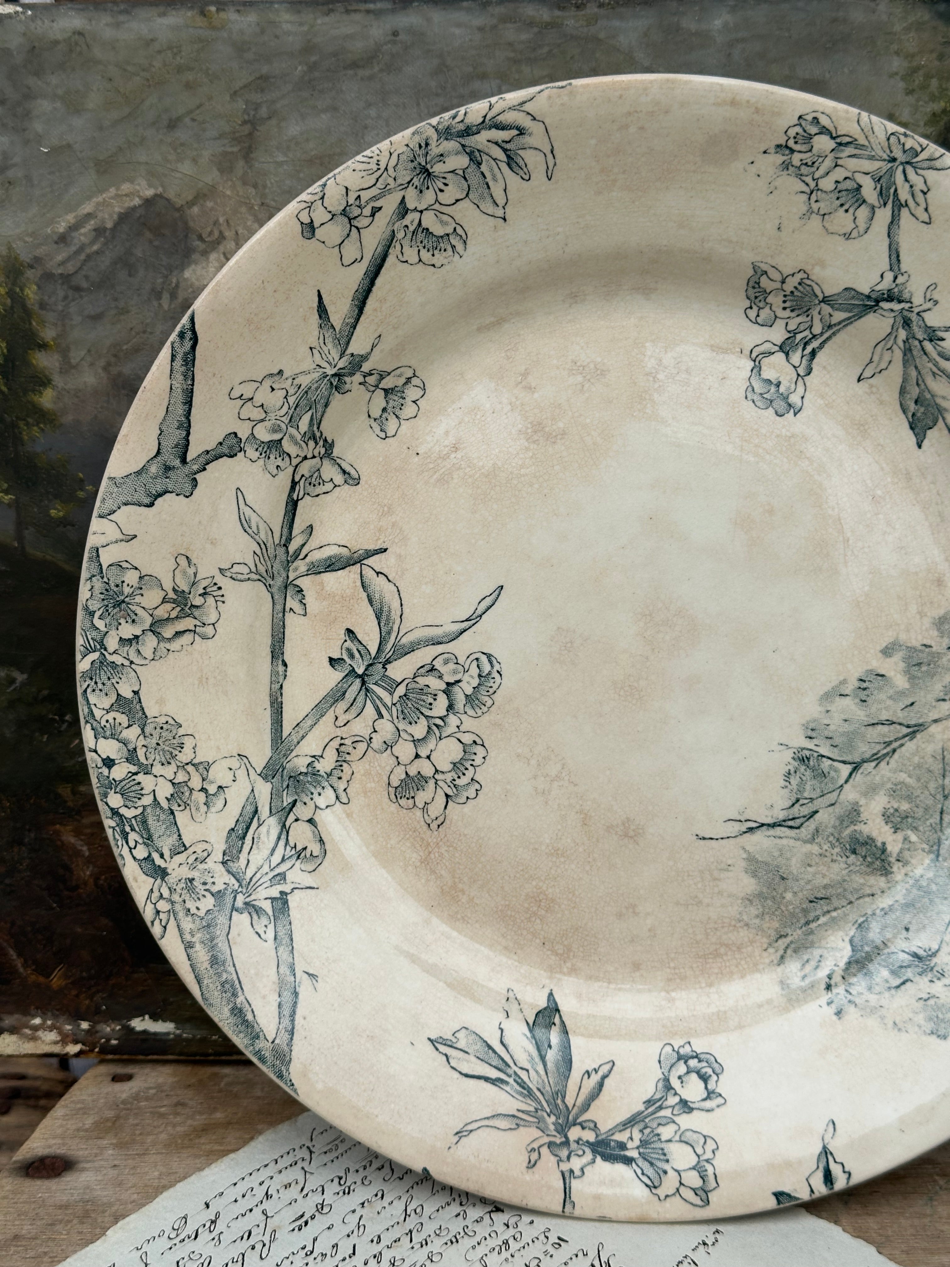 I. Pedestal dish Creil et Montereau, Cherry Tree pattern