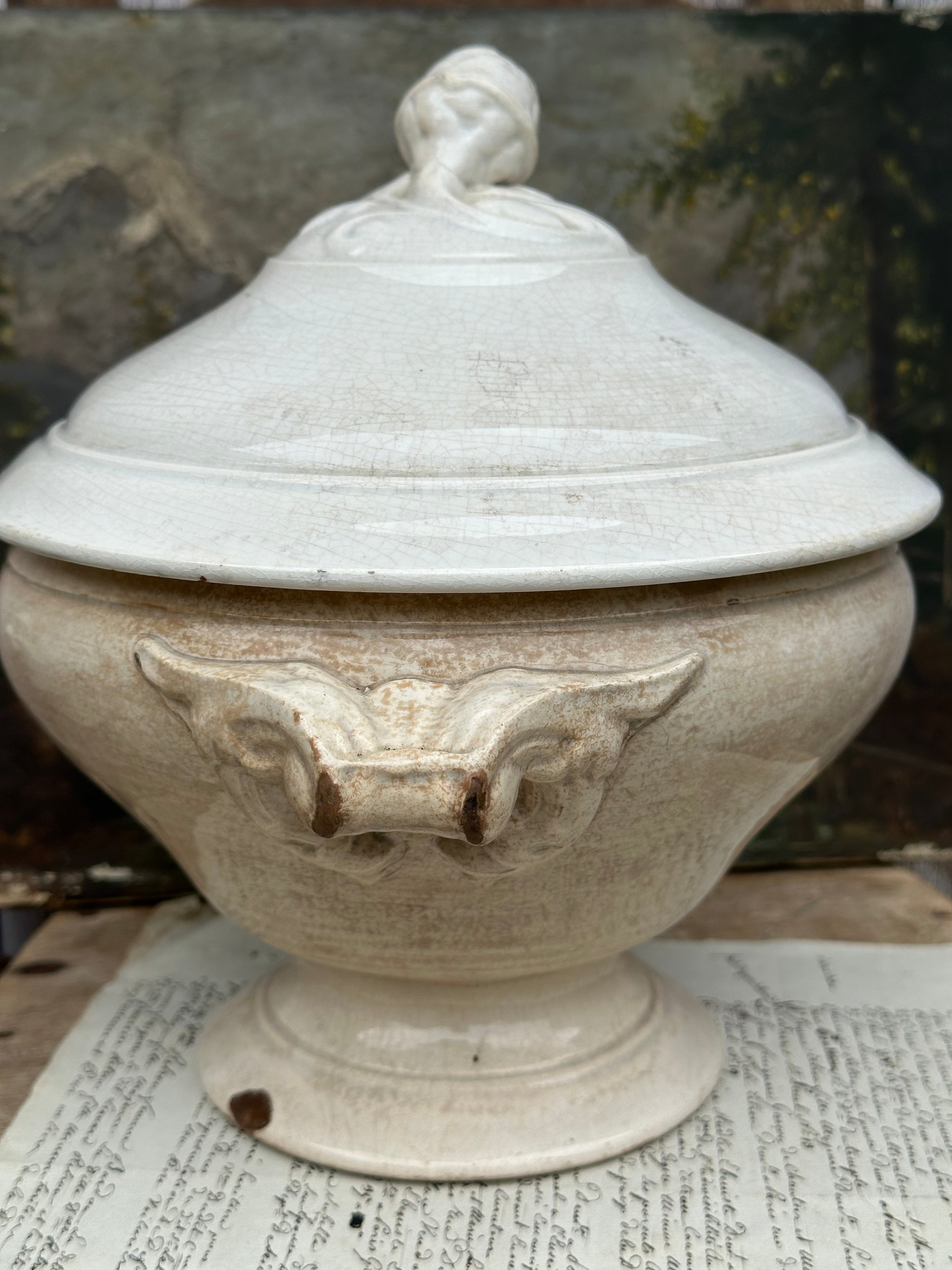 Small tureen with patina, Digoin Sarreguemines