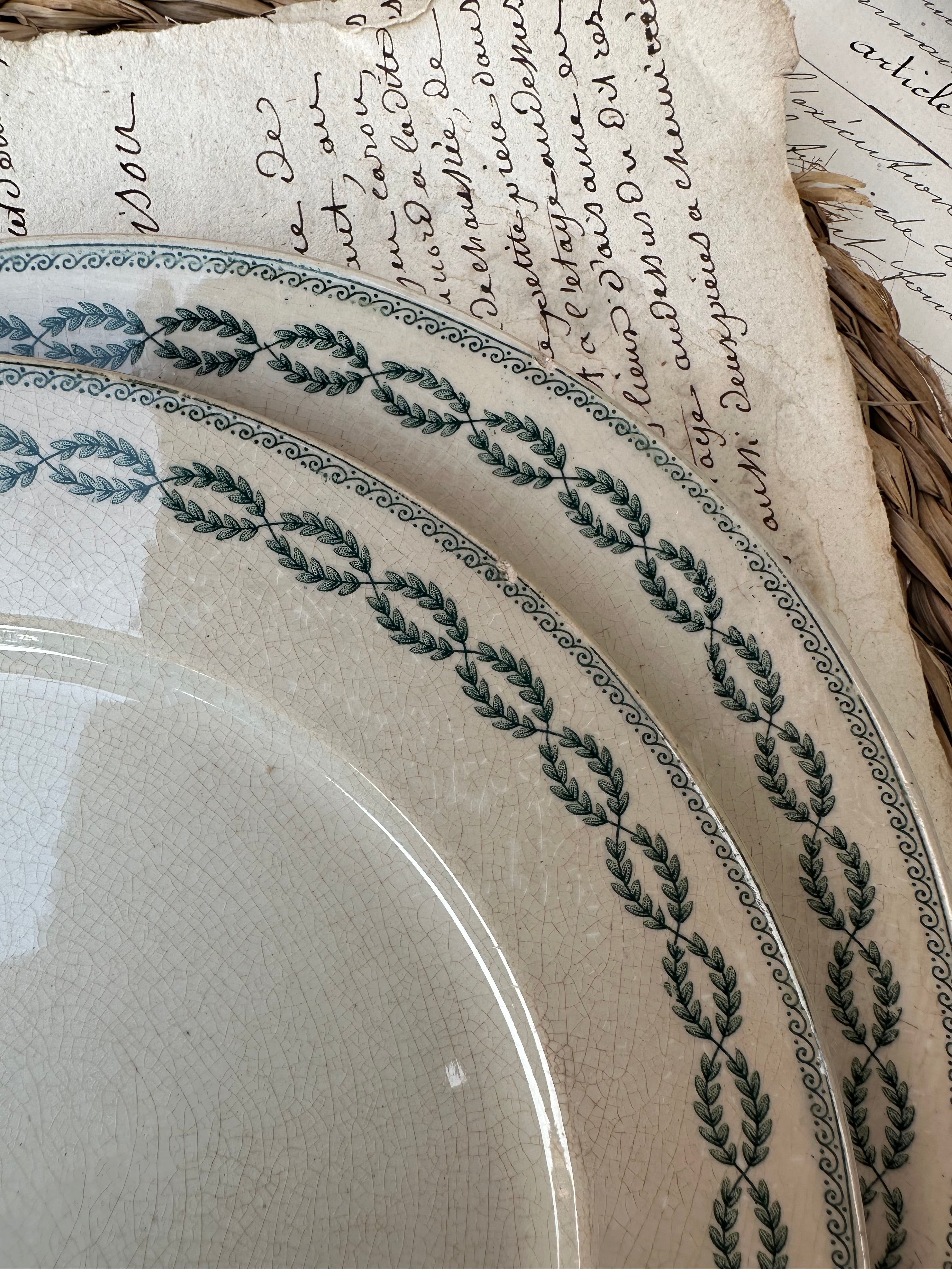 Six Sarreguemines Nobilis dessert plates