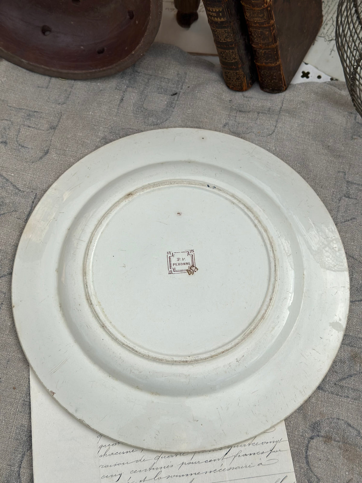 Pexonne round platter