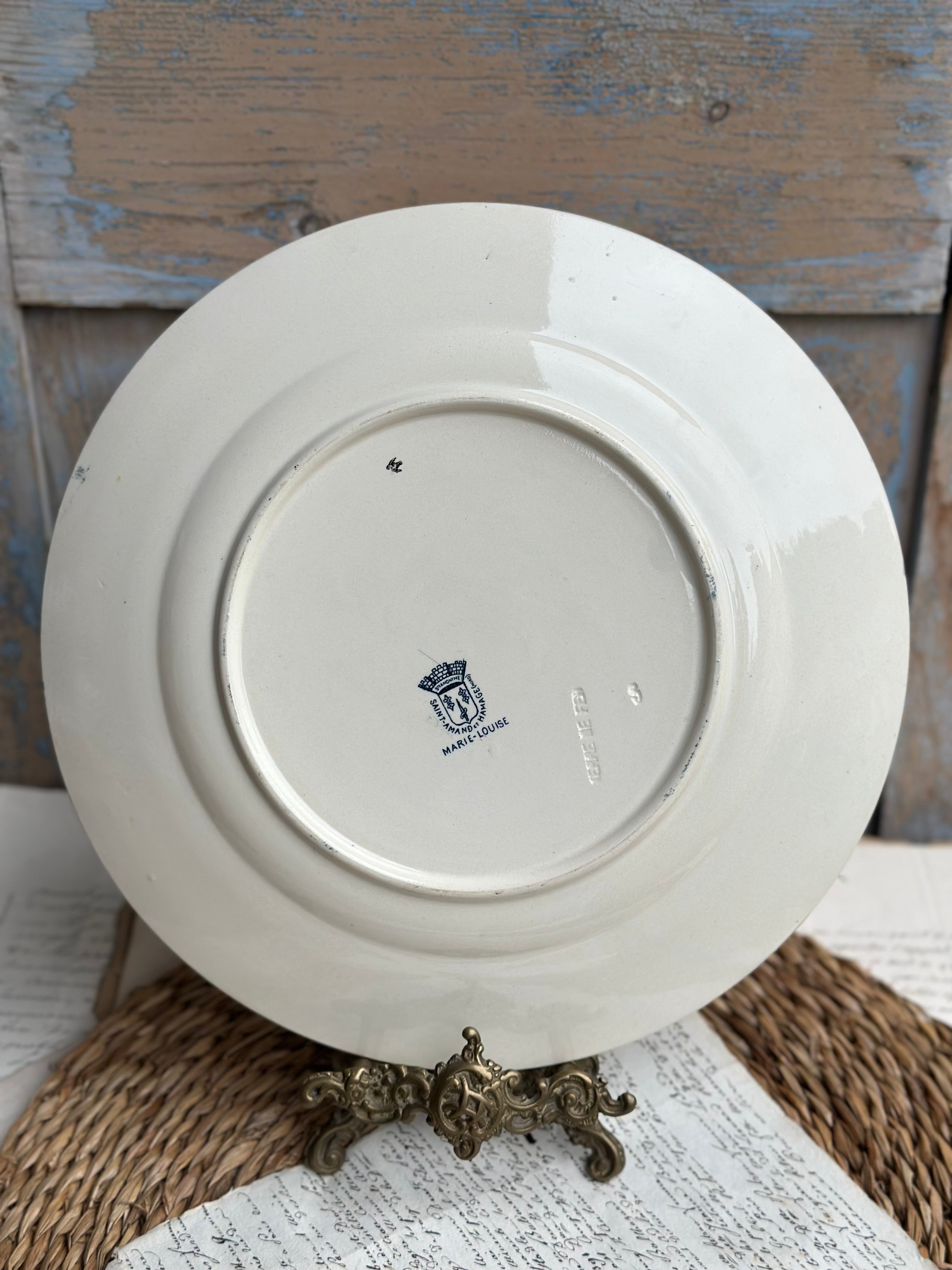 Plat rond Saint Amand Hamage modèle Marie- Louise
