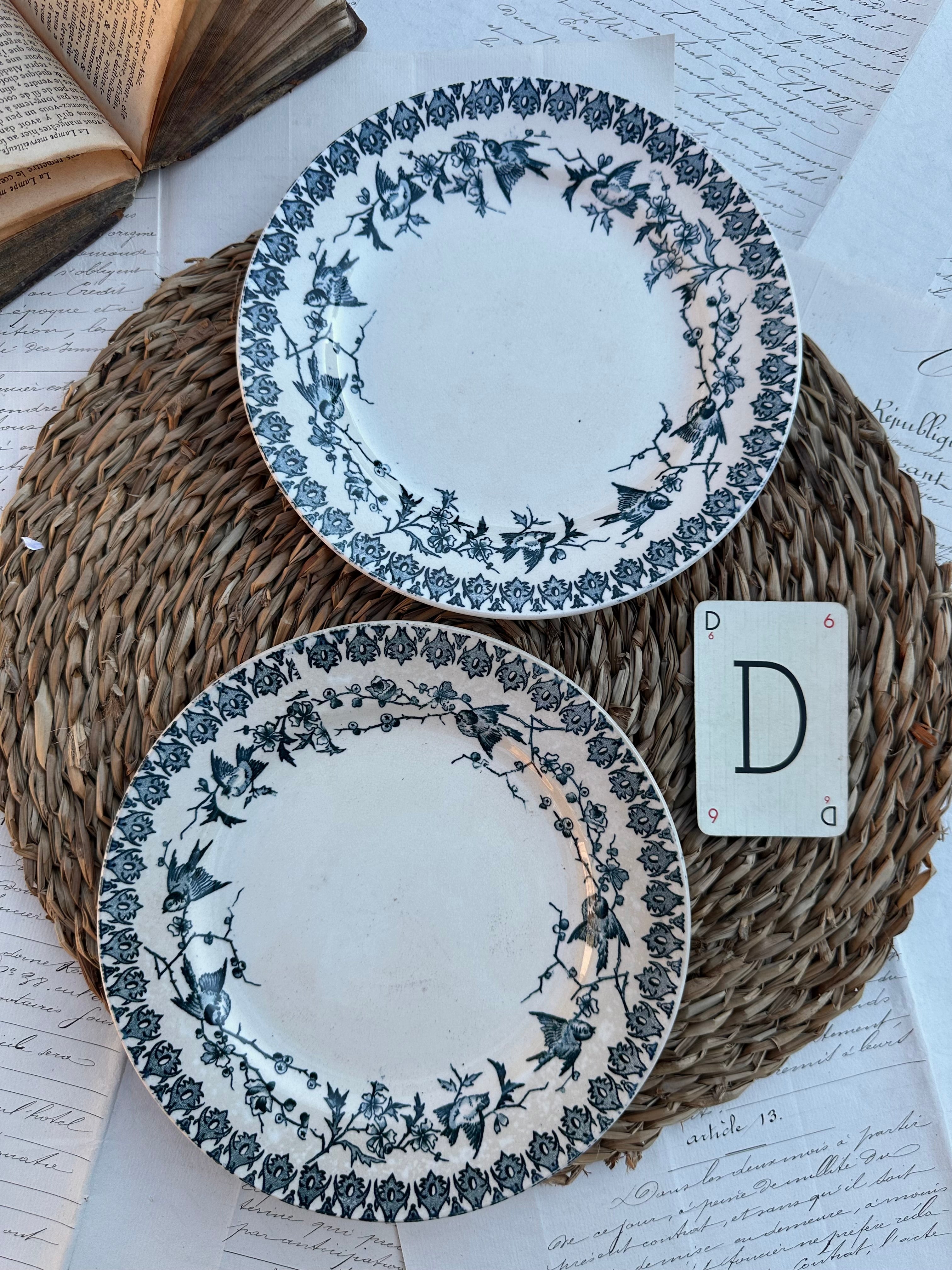 D. Duo d'assiettes à dessert Choisy le Roi modèle Lyonnais