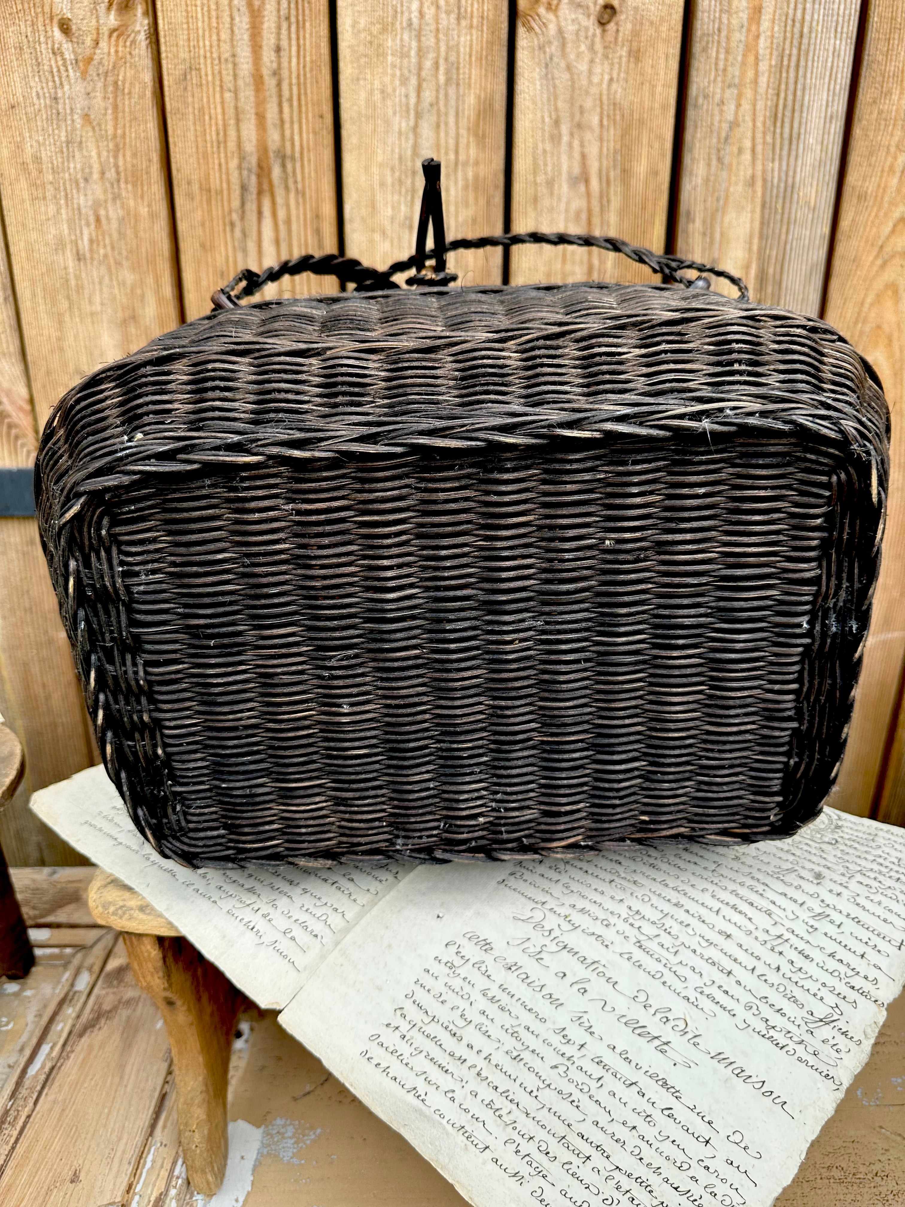 Paire de paniers en bois noirci fin XIXème