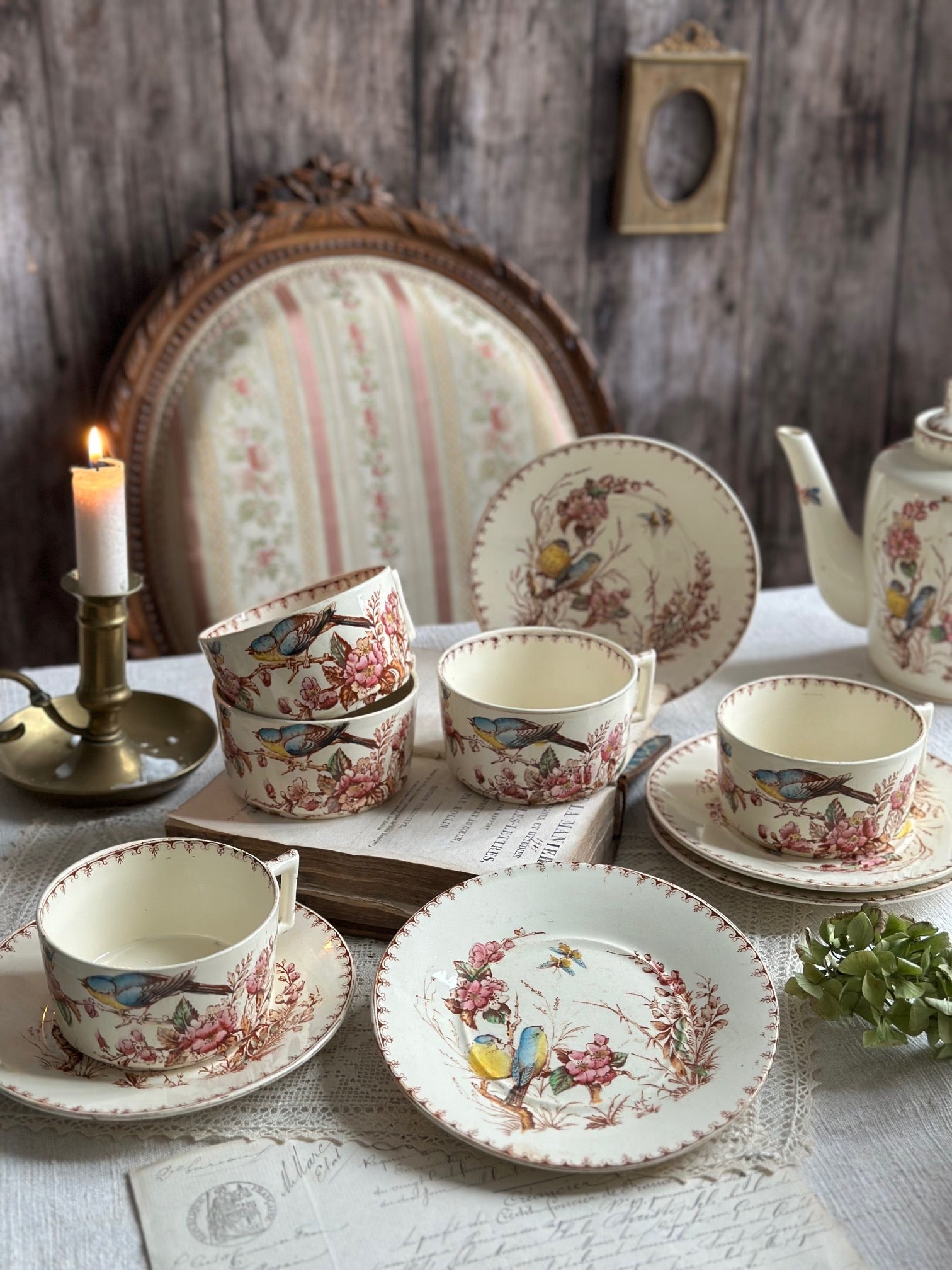 I. Polychrome ironstone teacup, Lunéville, Titmouse