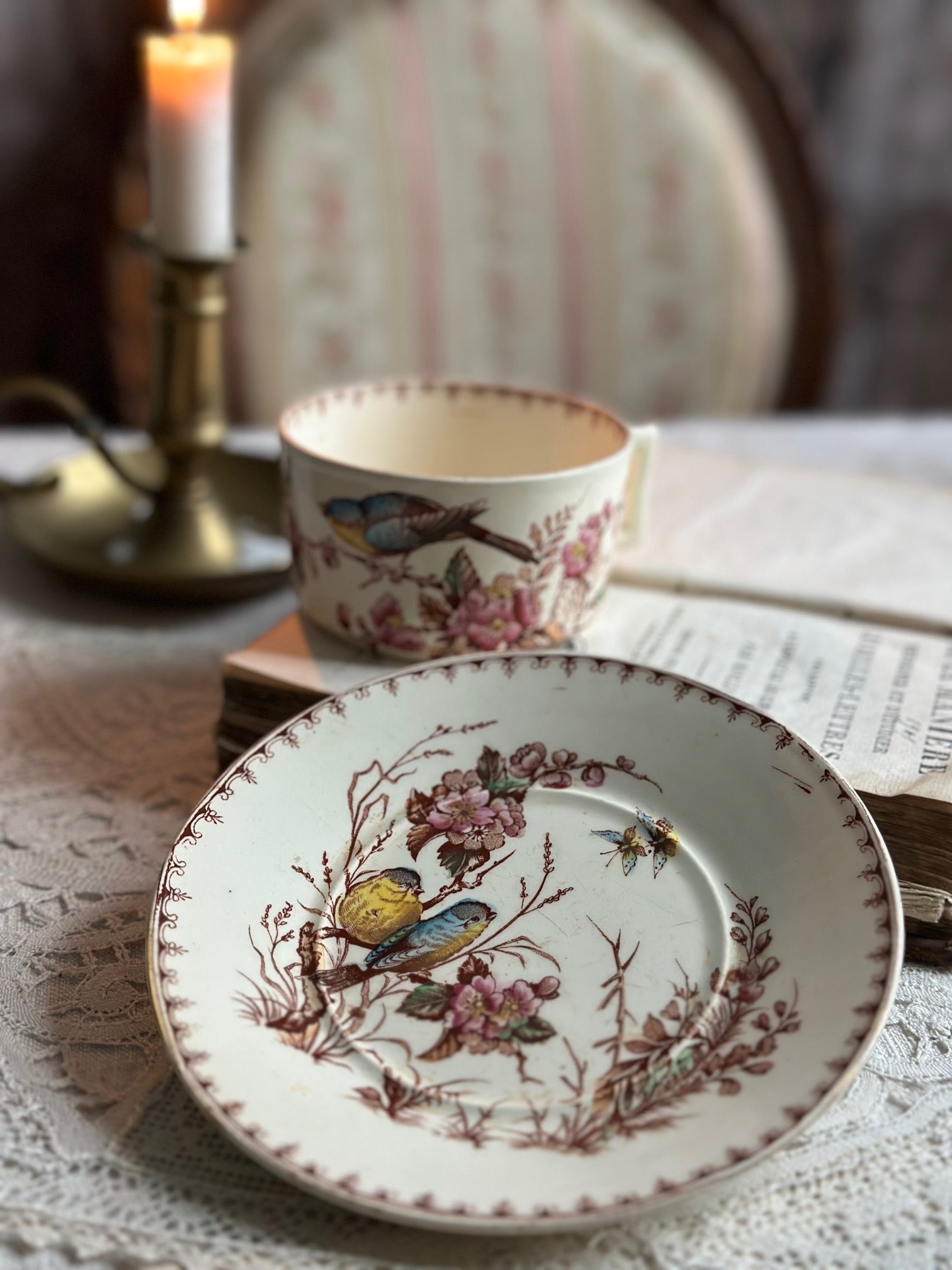II. Polychrome ironstone teacup, Lunéville, Titmouse