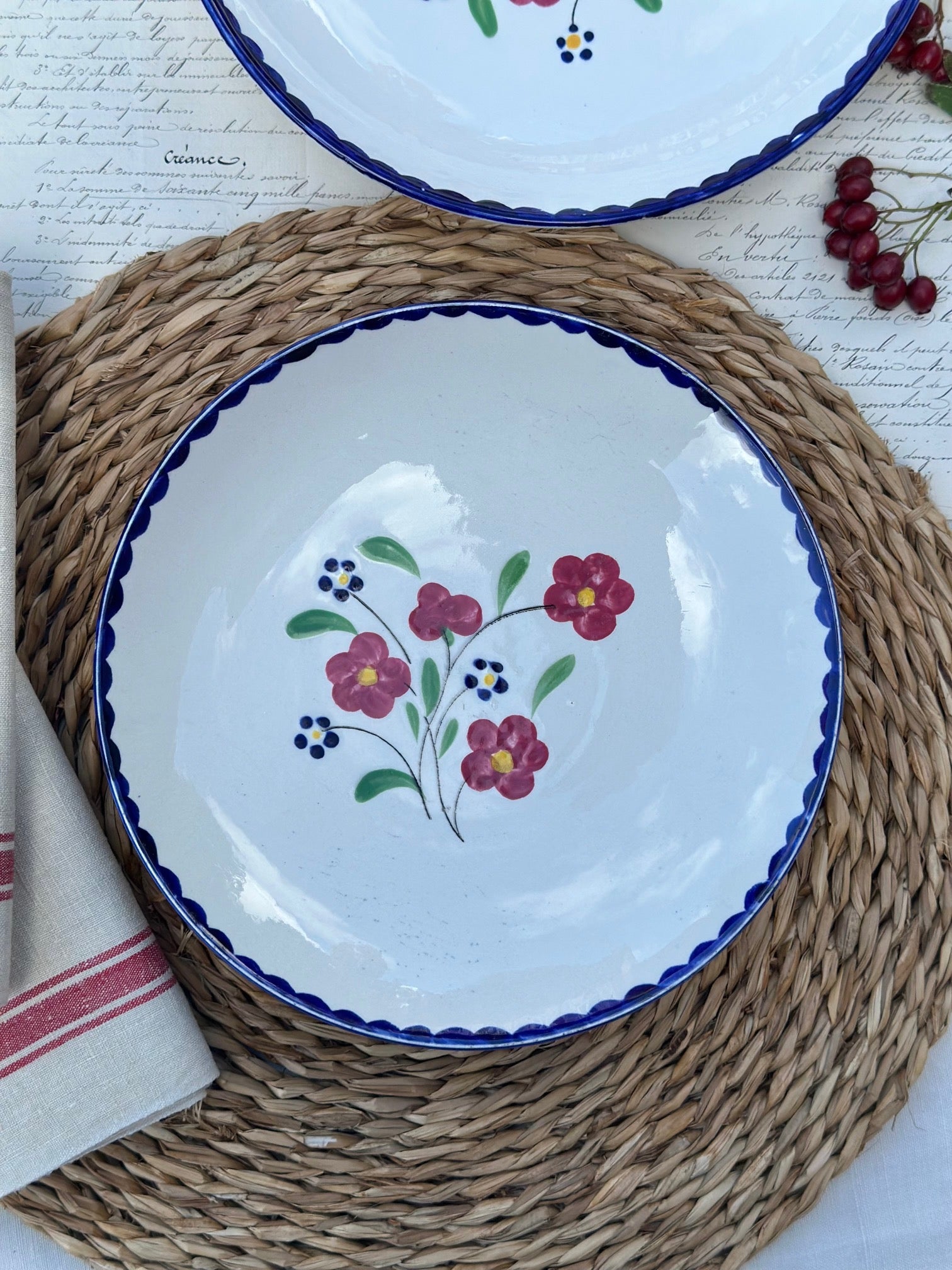 Petit plat rond calotte Salins modèle Rosemonde