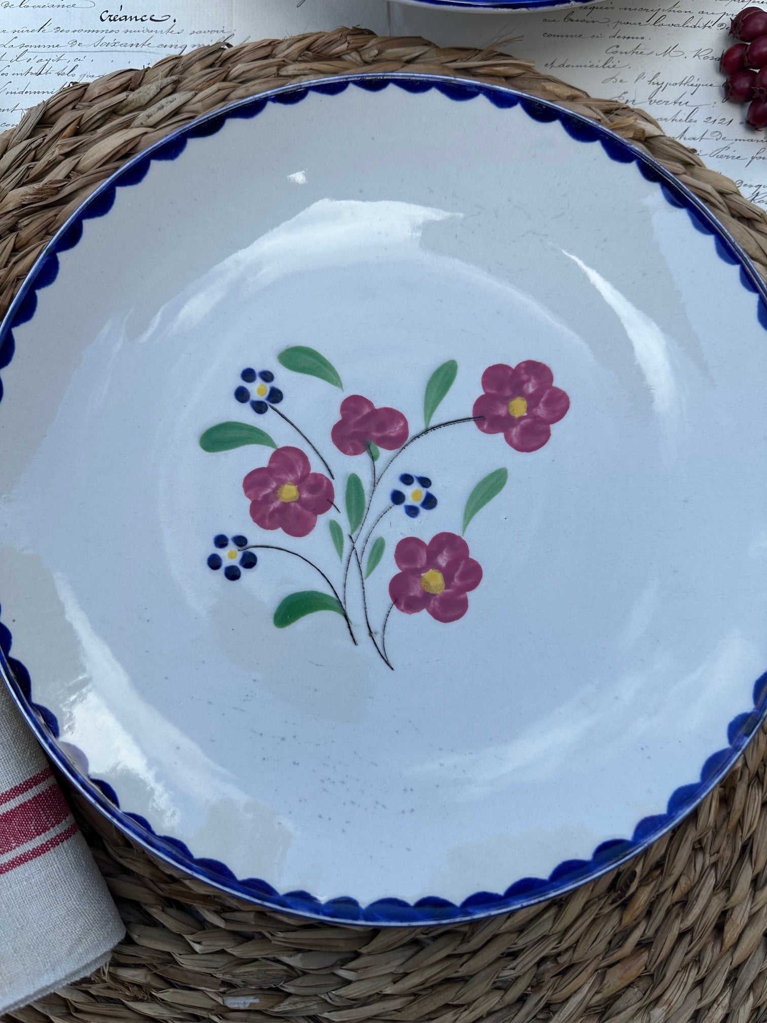 Petit plat rond calotte Salins modèle Rosemonde