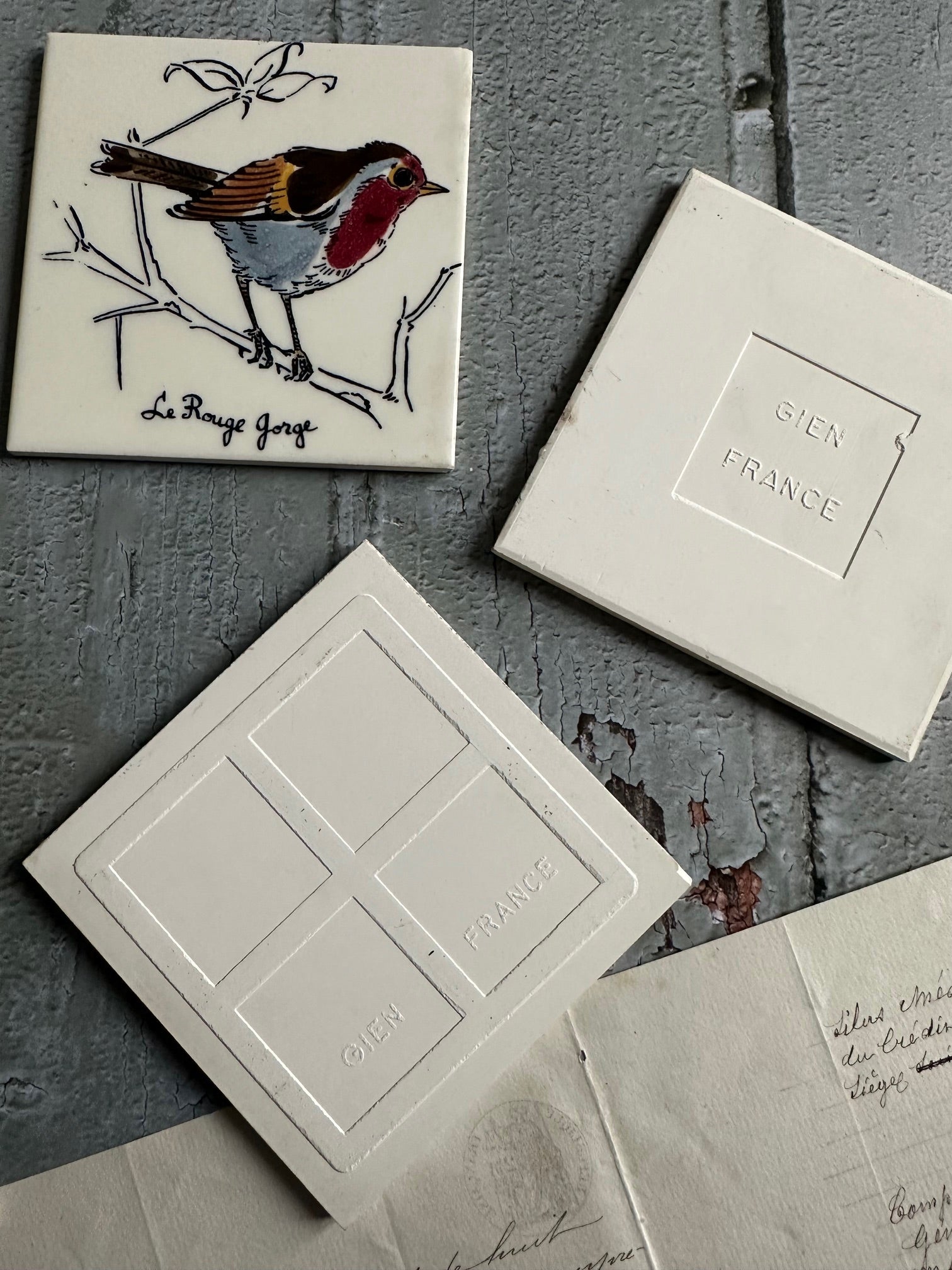 Small Gien bird tile