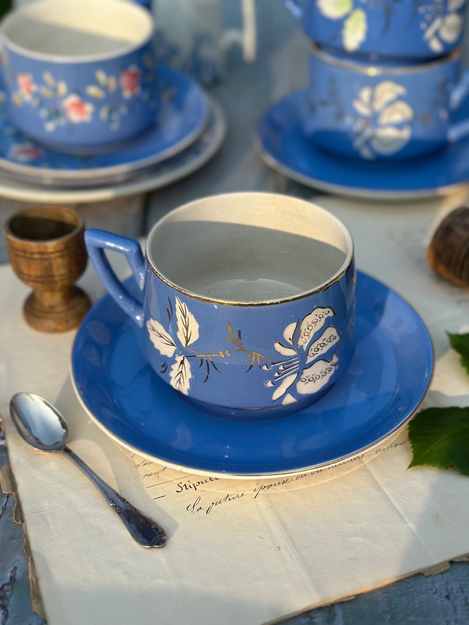 II. Réservé - Grande tasse à chocolat Sarreguemines