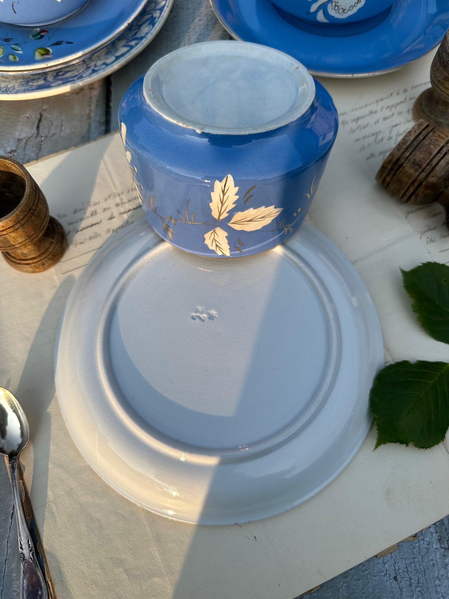 II. Réservé - Grande tasse à chocolat Sarreguemines