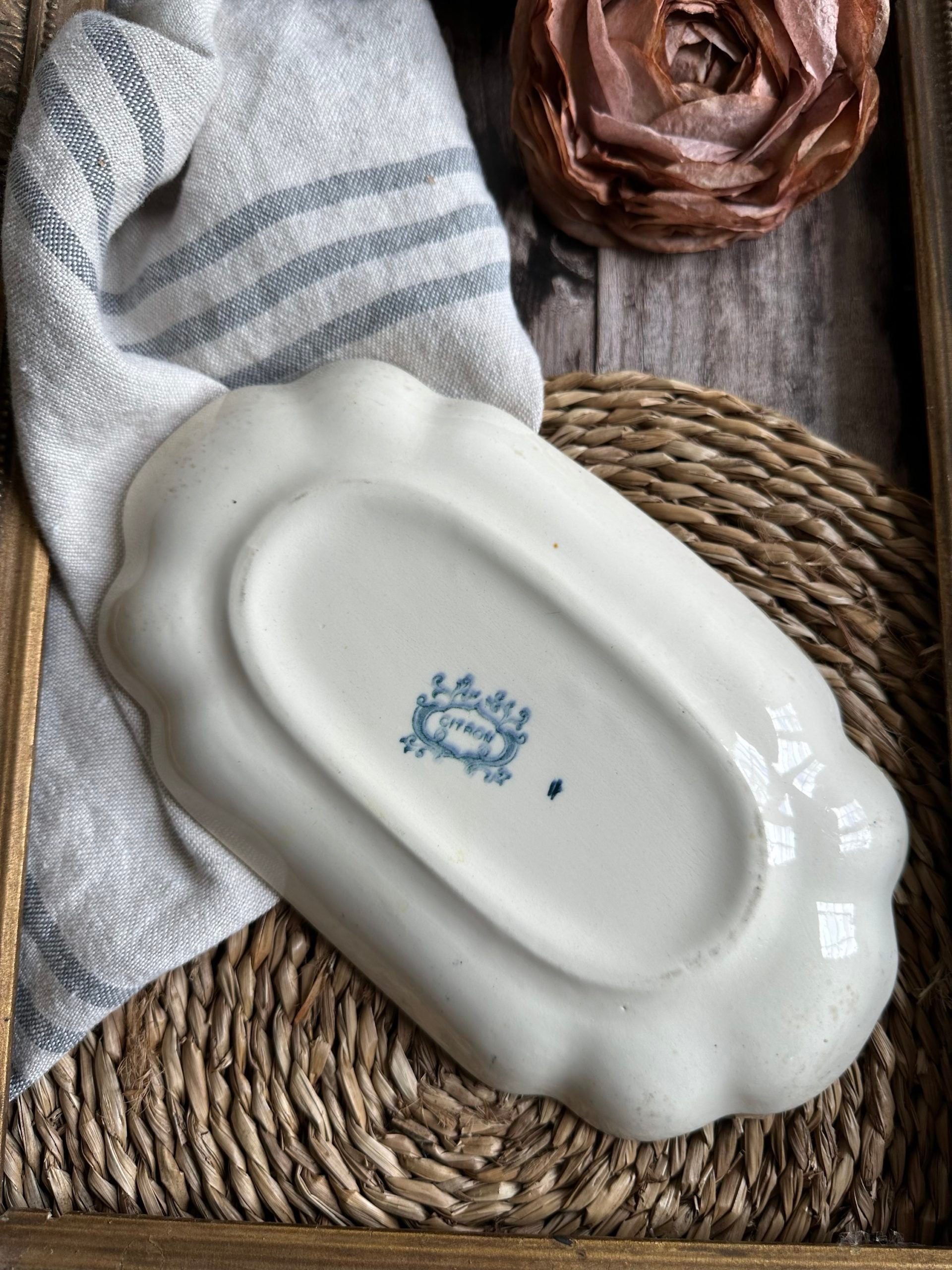Ironstone dish, Lemon model