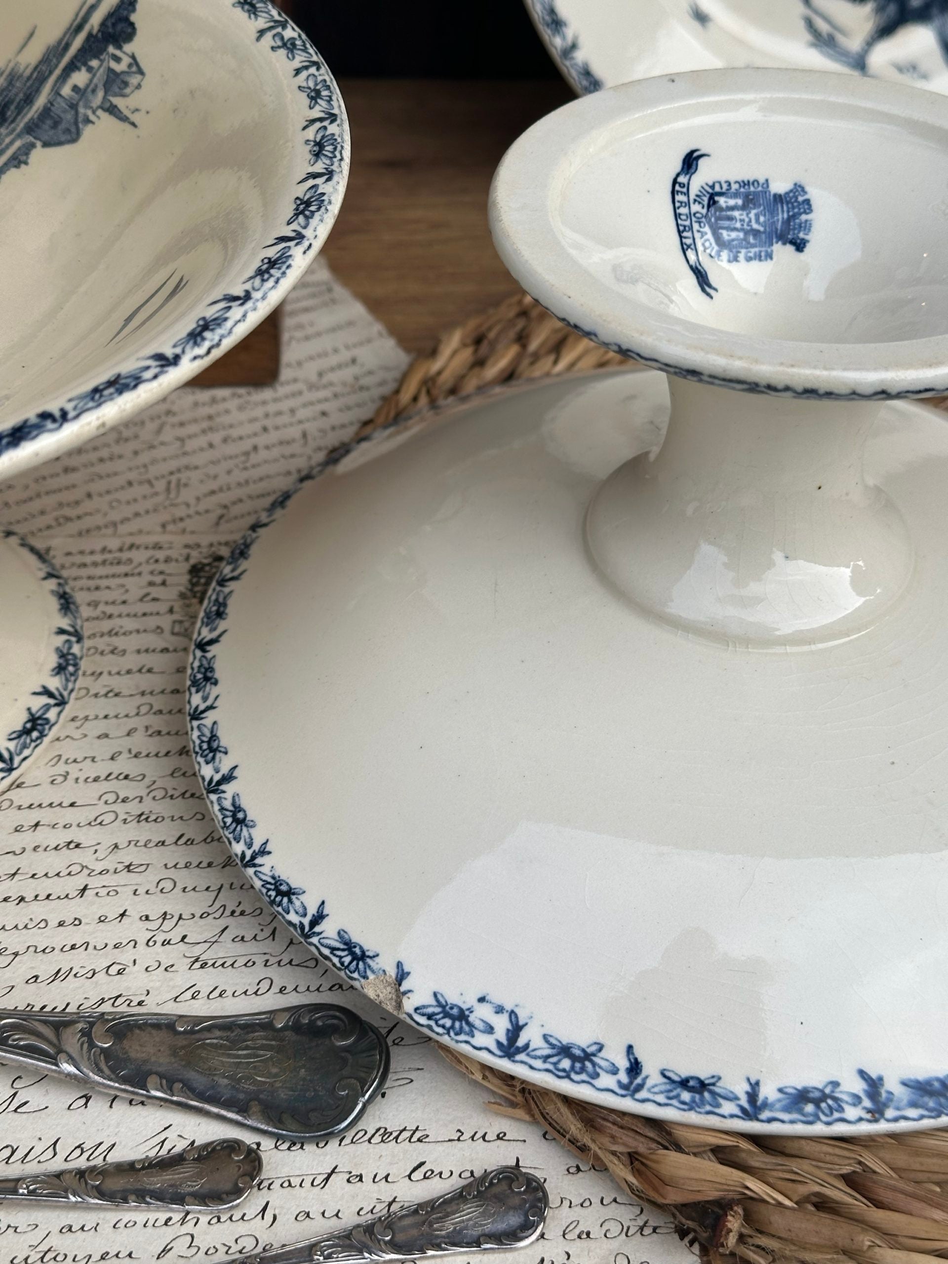 II. Small Gien fruit bowl, Partridge pattern