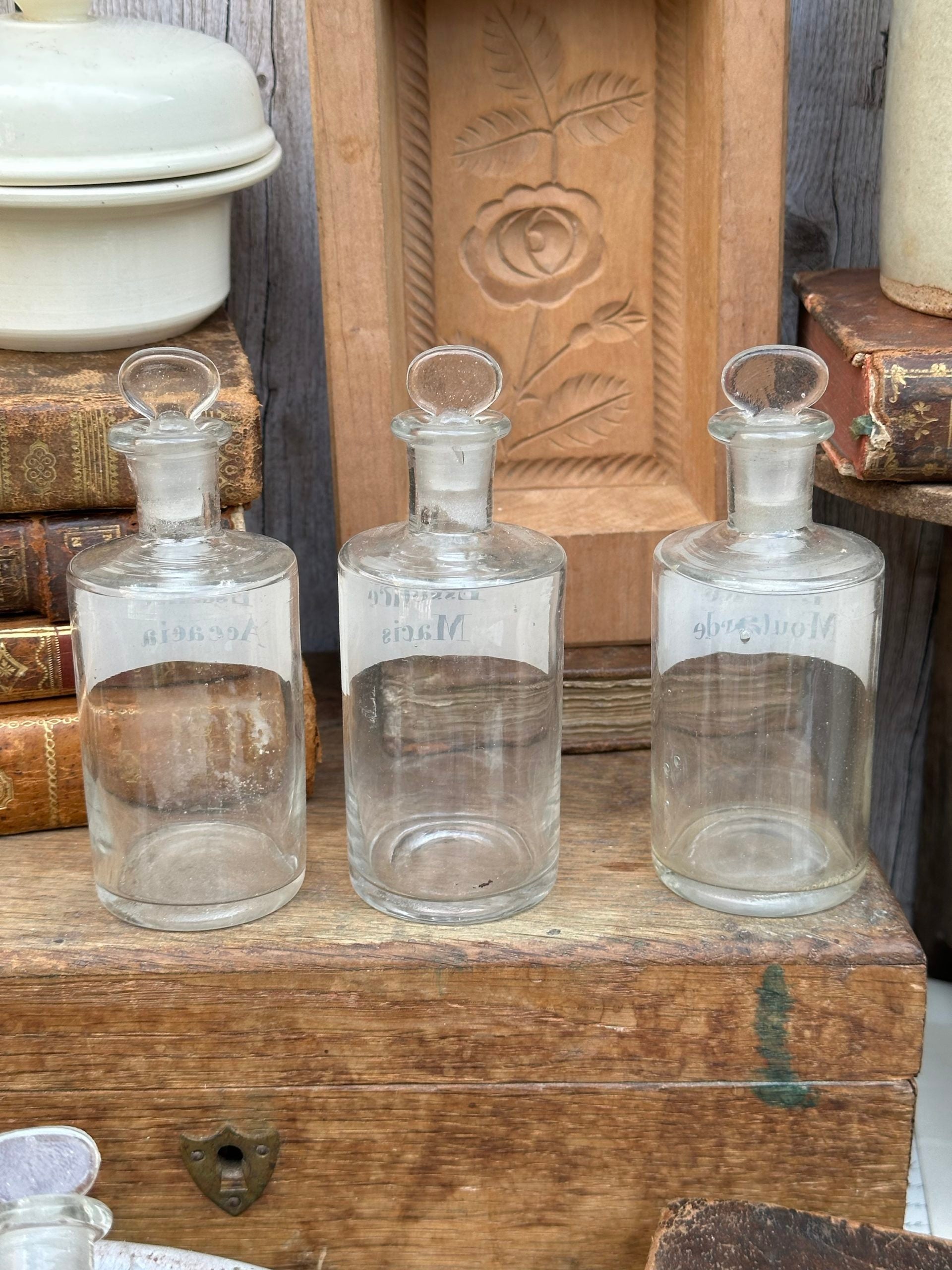 Set of 3 small apothecary bottles: Acacia Essence, Mace Essence, Mustard Essence