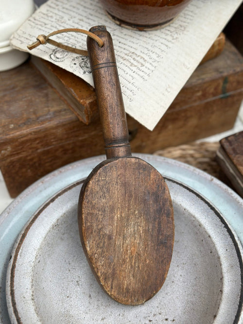 Battoir ancien en bois