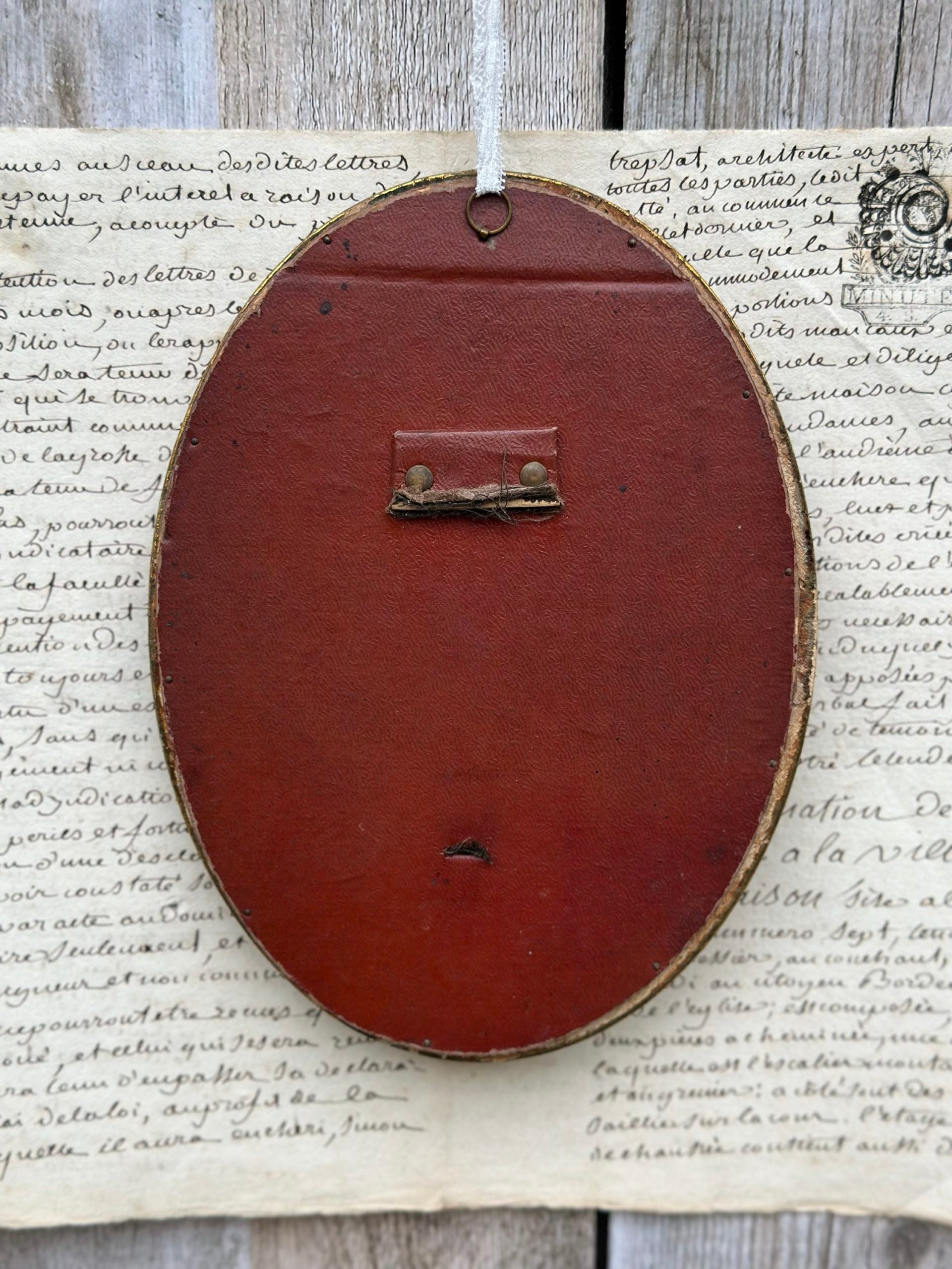 Petit cadre ancien en bois, photo d'enfant