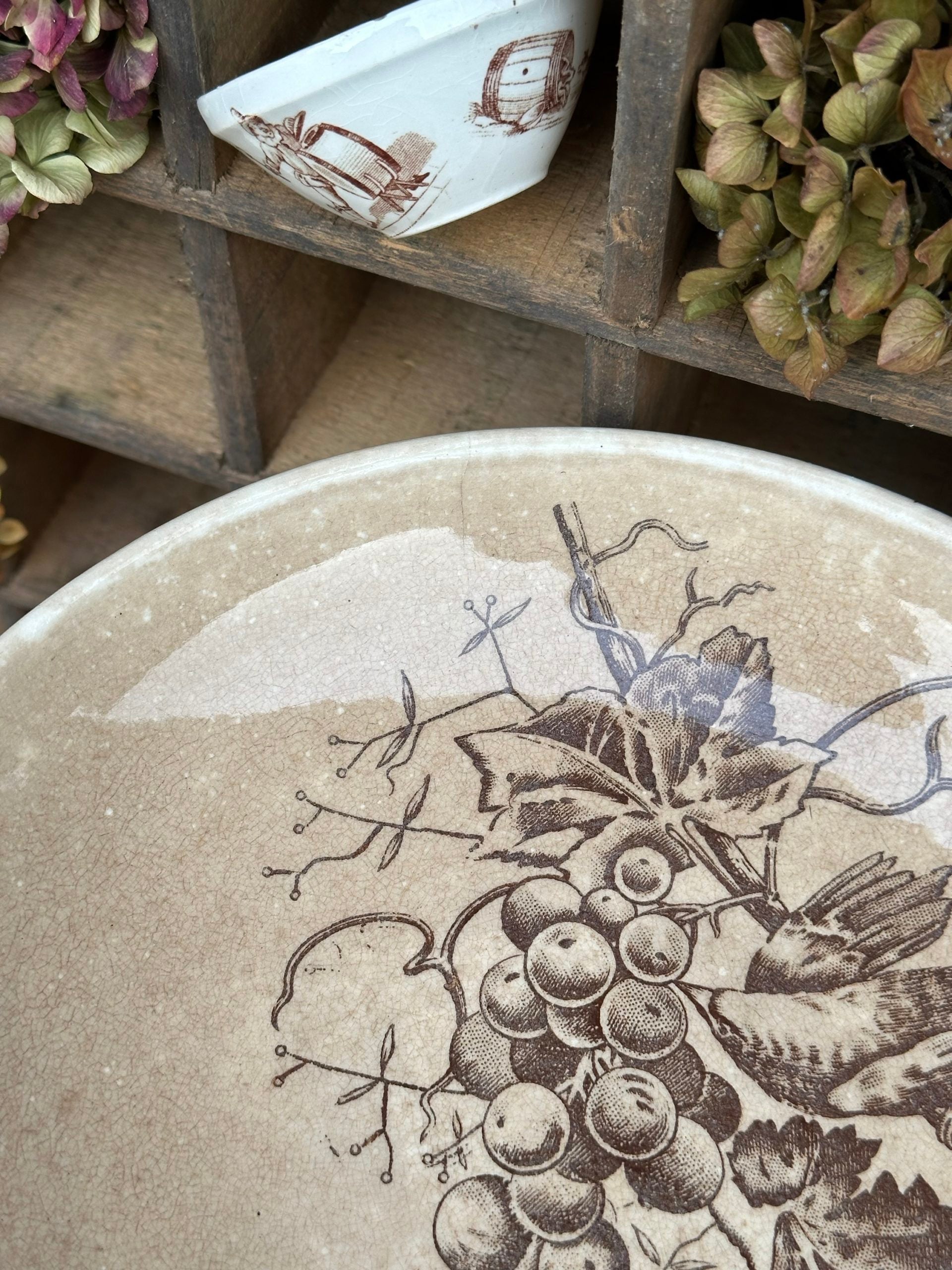 Ironstone compote dish by Choisy le Roi with birds