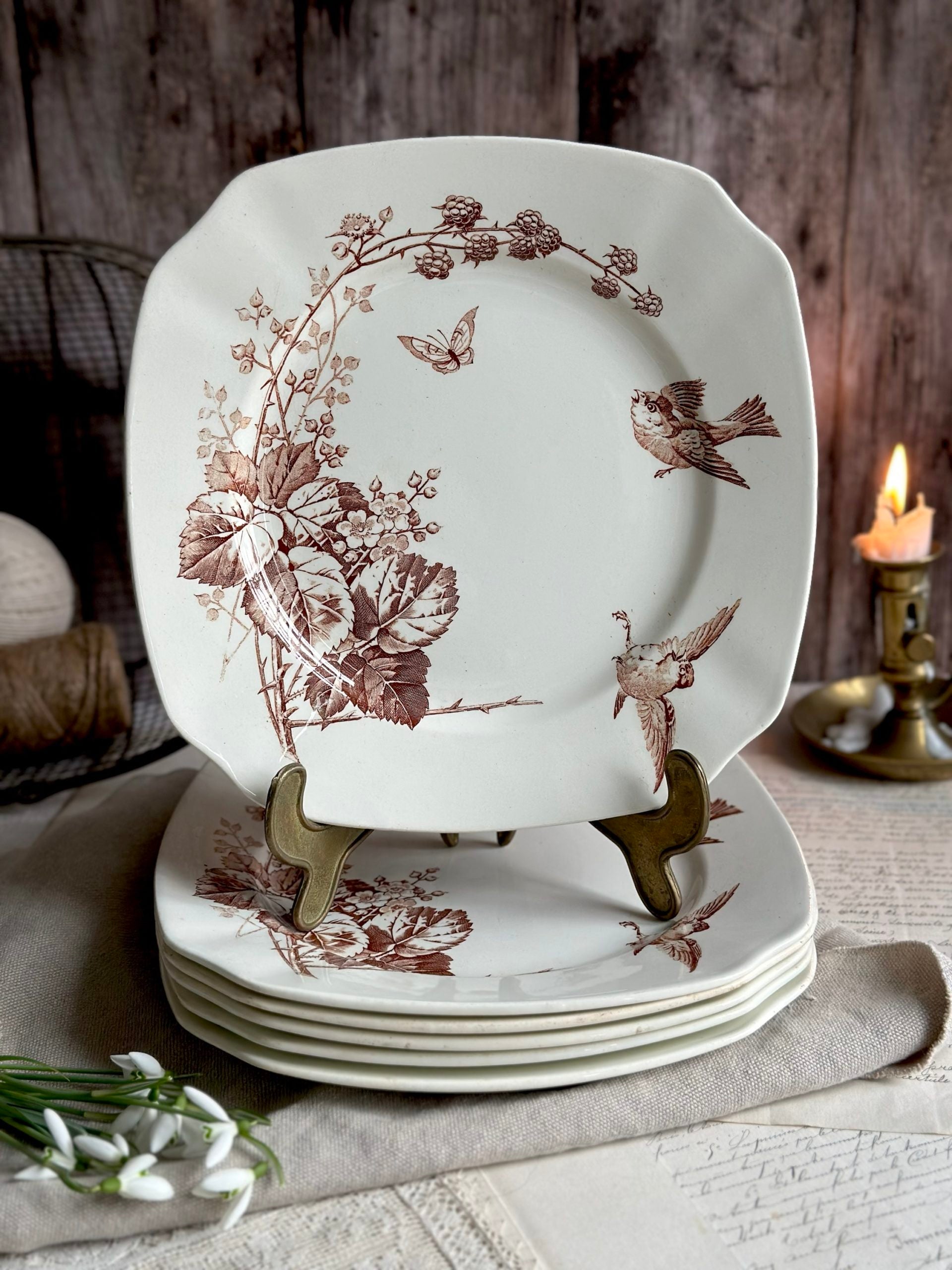 Suite de 6 assiettes plates Lunéville modèle Ronce