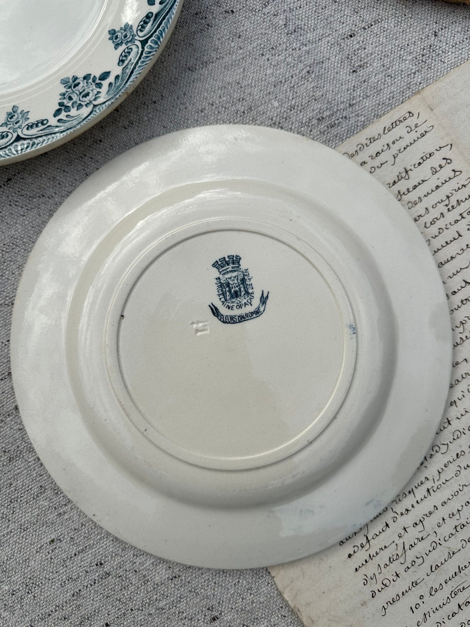 I. Set of 6 mismatched dessert plates