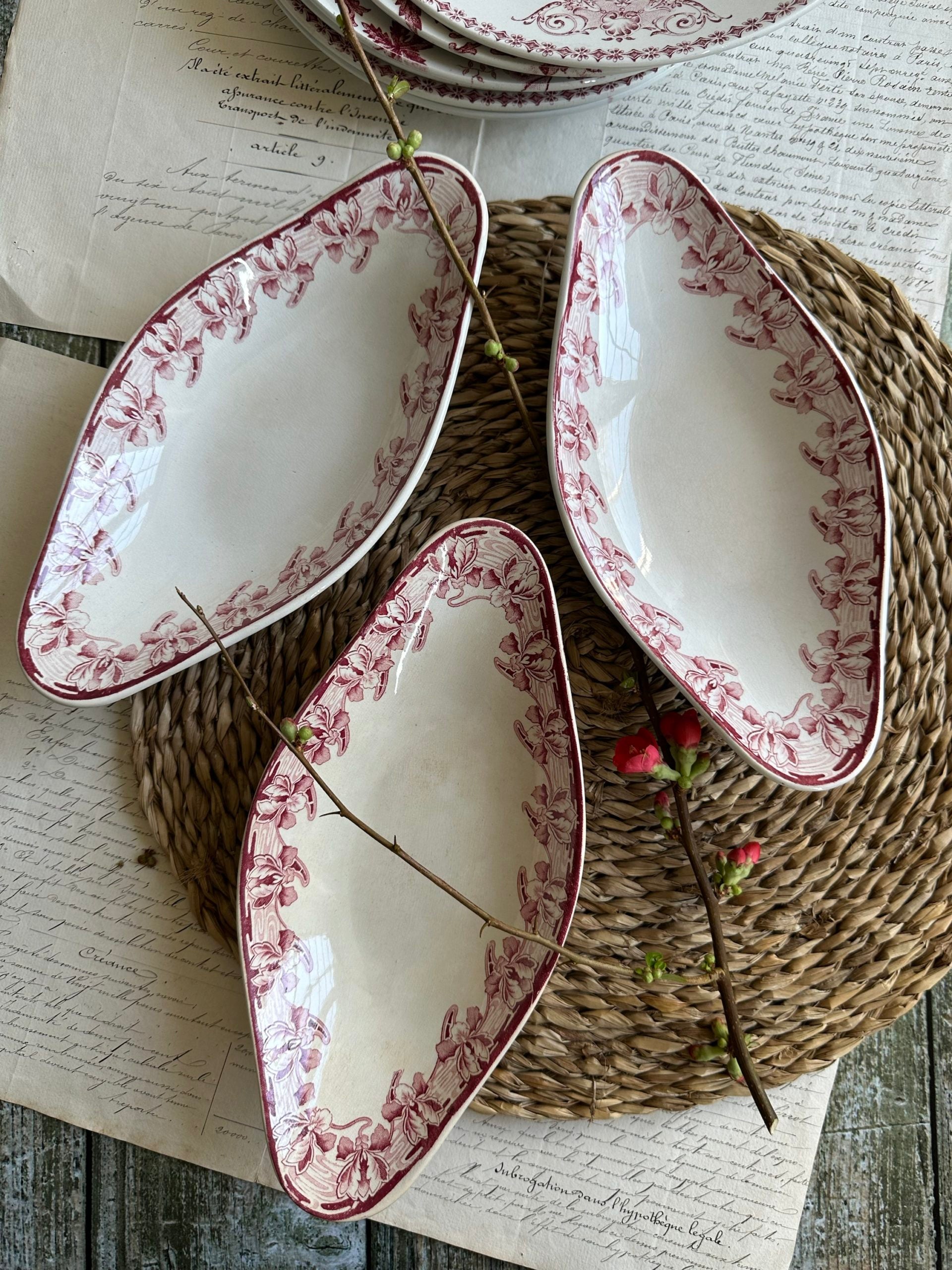 Trio of Badonviller reed dishes, Athens model