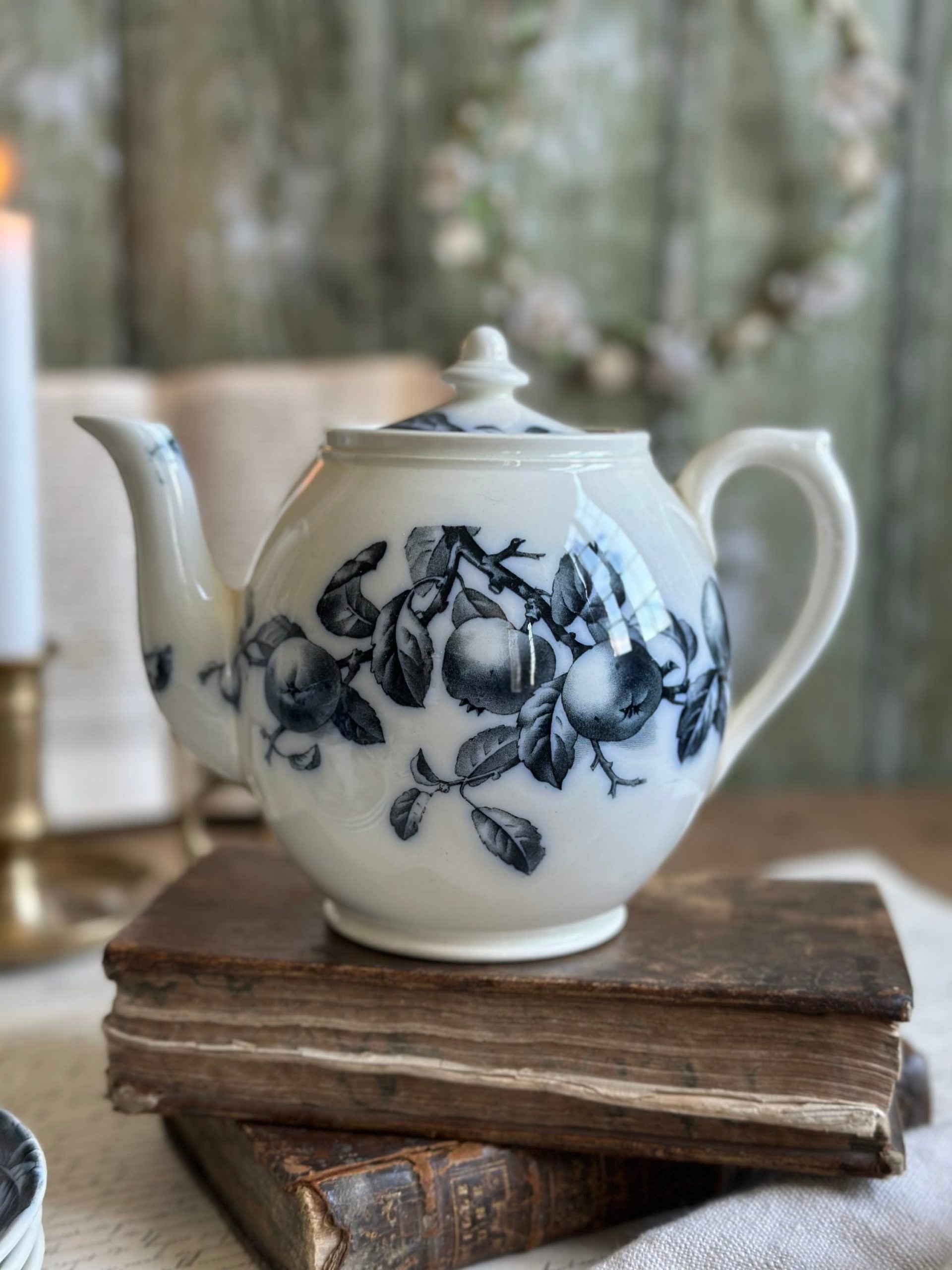 Petite théière / cafetière manufacture BWM &amp; co Brown Westhead Moore modèle Gainsboro XIXème