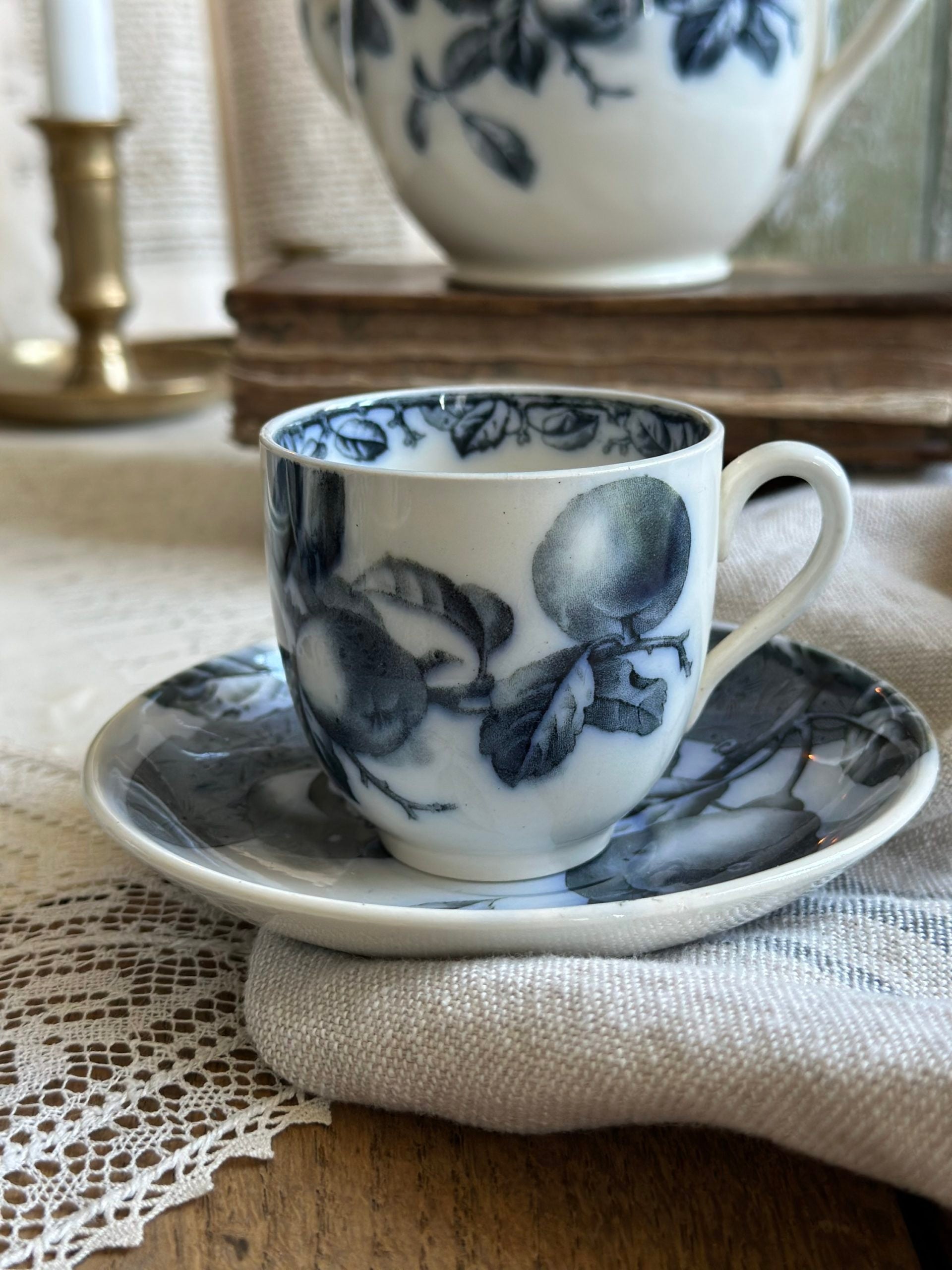 Tasse à café manufacture BWM & co Brown Westhead Moore modèle Gainsboro XIXème