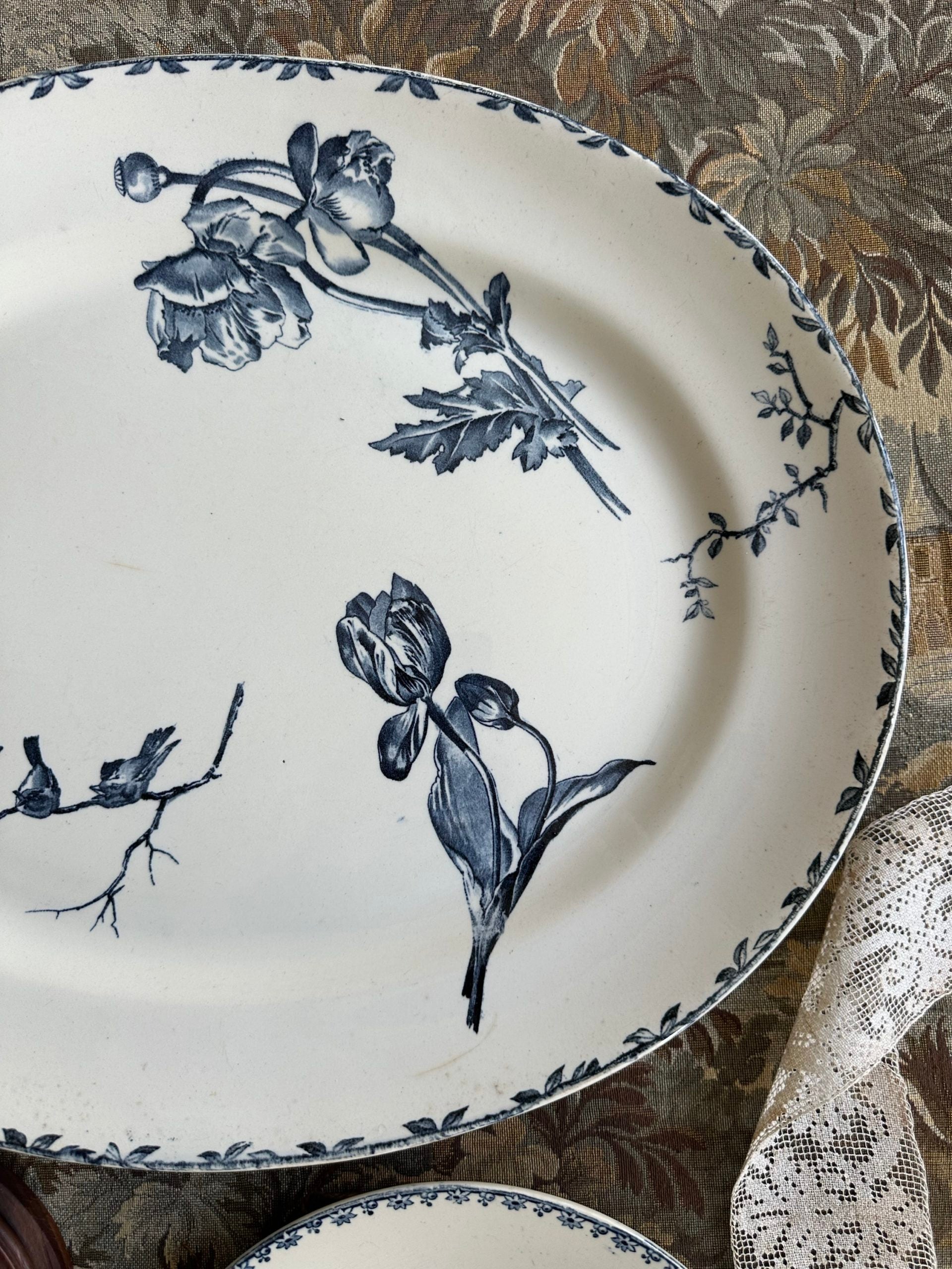 Rare et très grand plat Choisy le Roi modèle Oxford