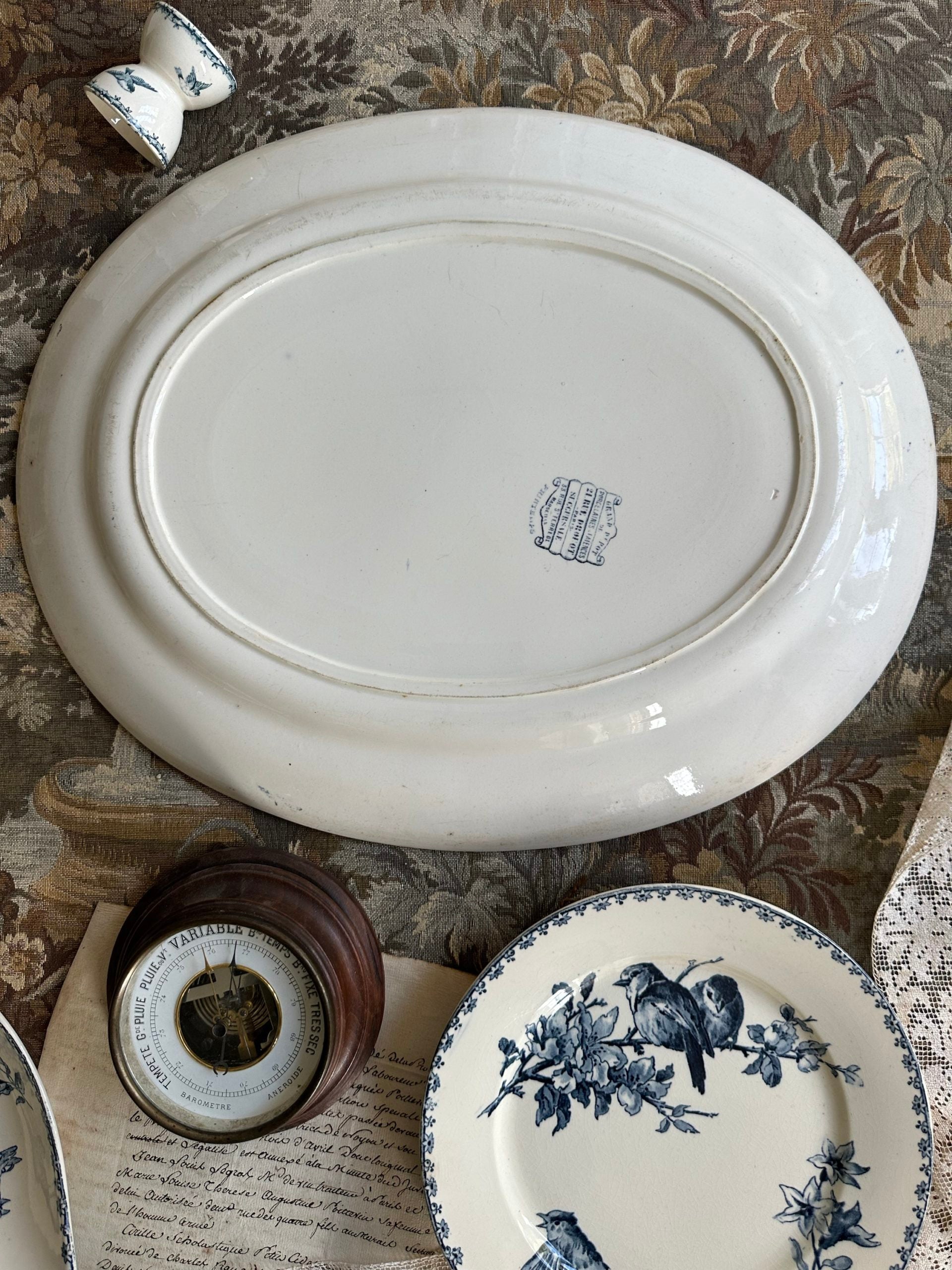 Rare et très grand plat Choisy le Roi modèle Oxford