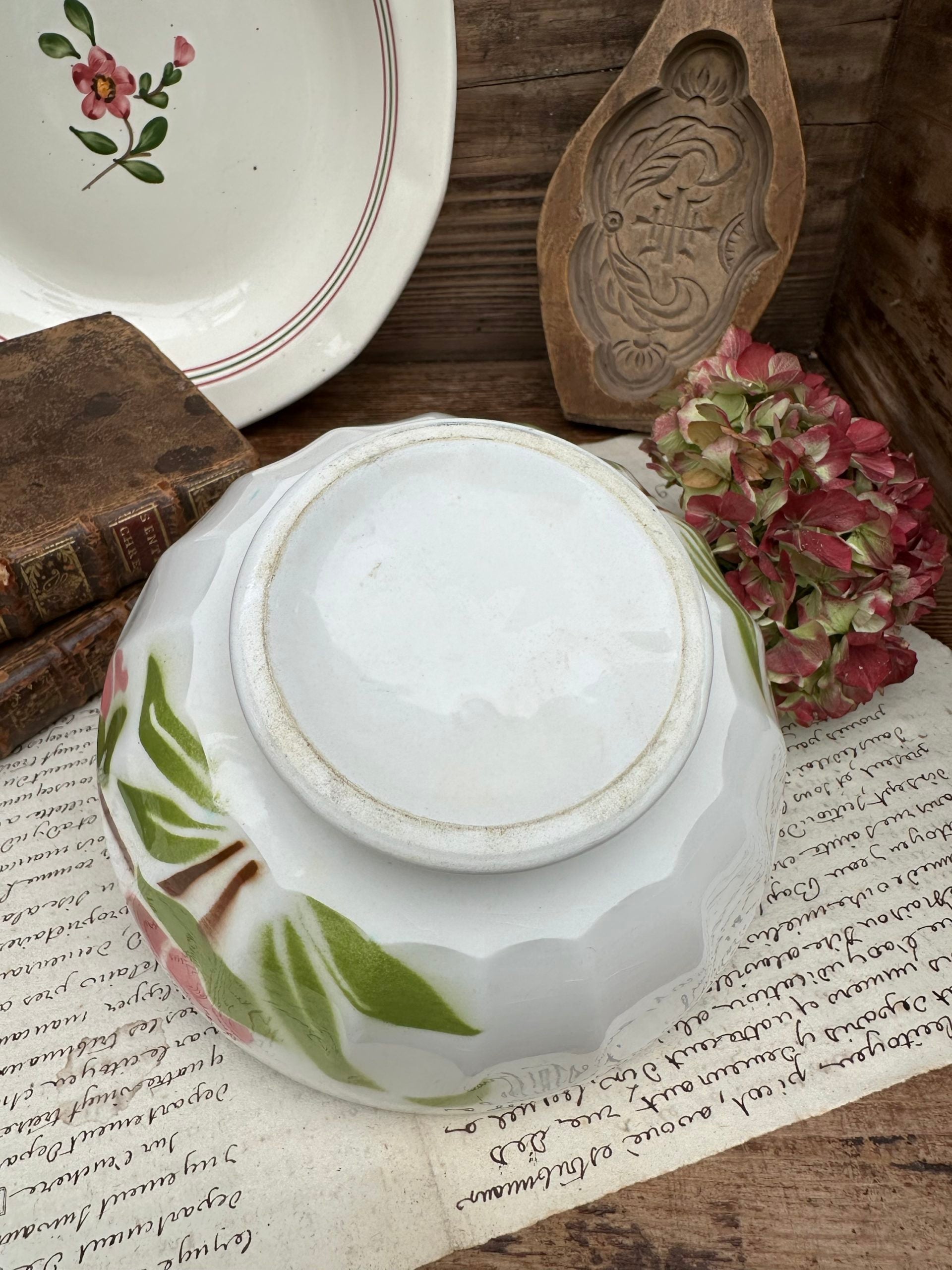 Large faceted earthenware bowl