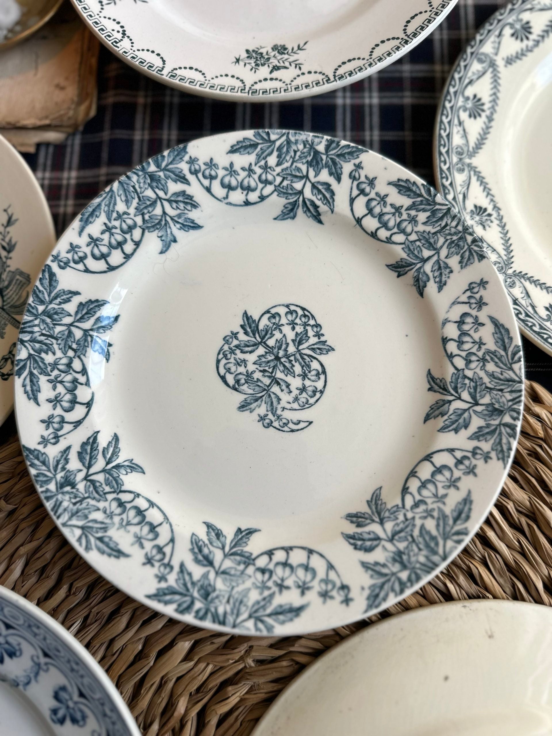 II. Set of 6 mismatched dessert plates