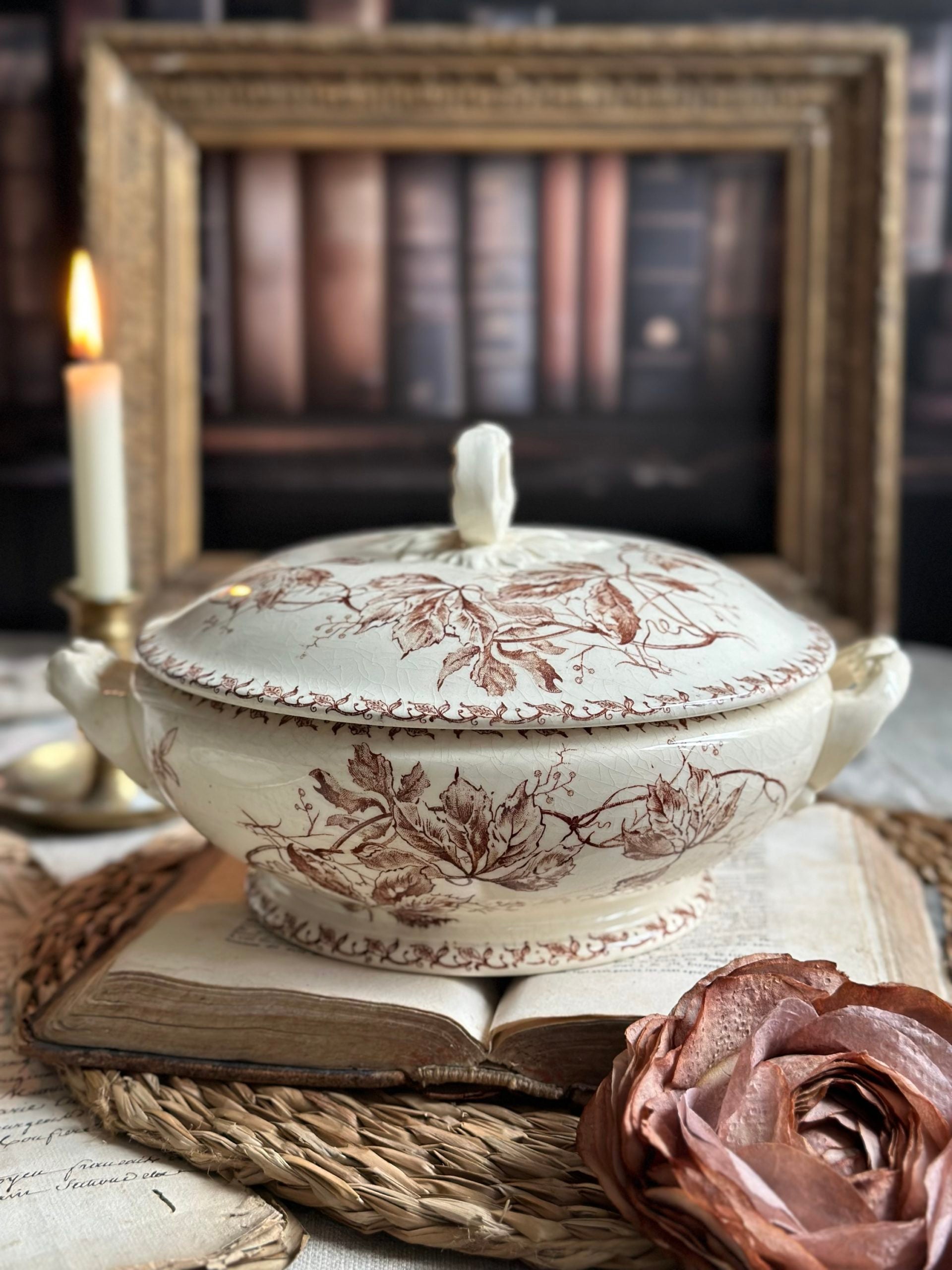 Légumier Gien modèle Vigne Vierge