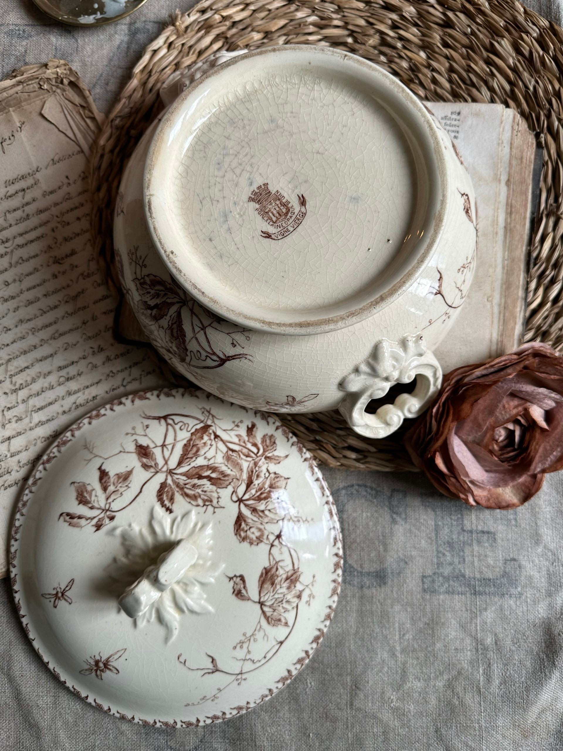 Légumier Gien modèle Vigne Vierge