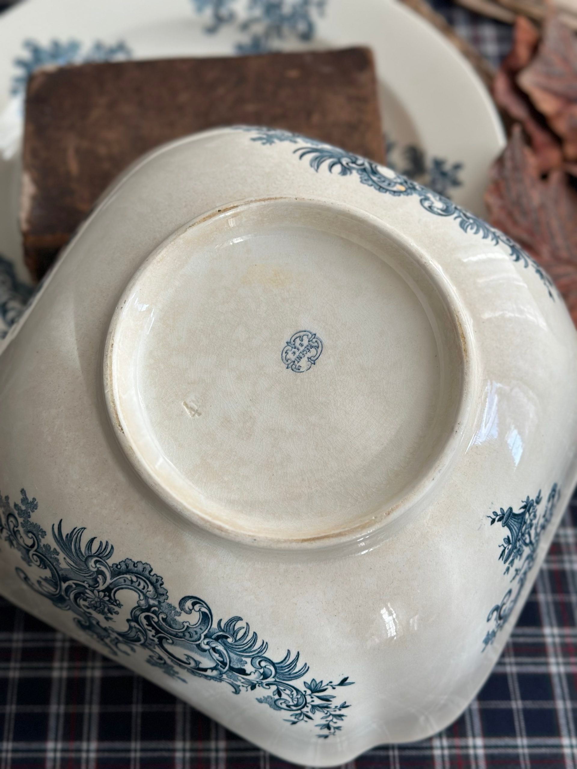 II. Saladier BFK modèle Régent