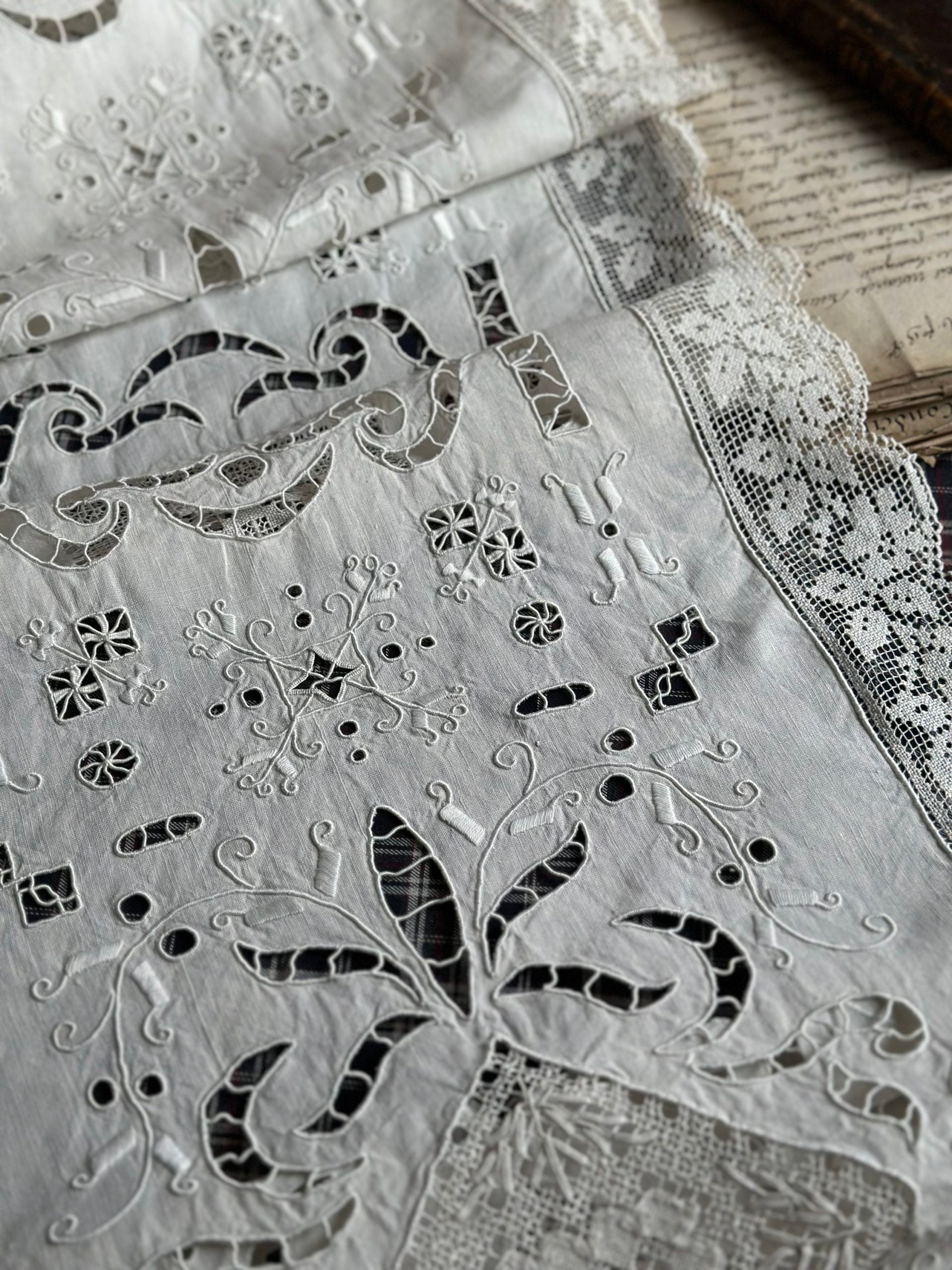 Exceptional antique embroidered piece measuring 2.20m