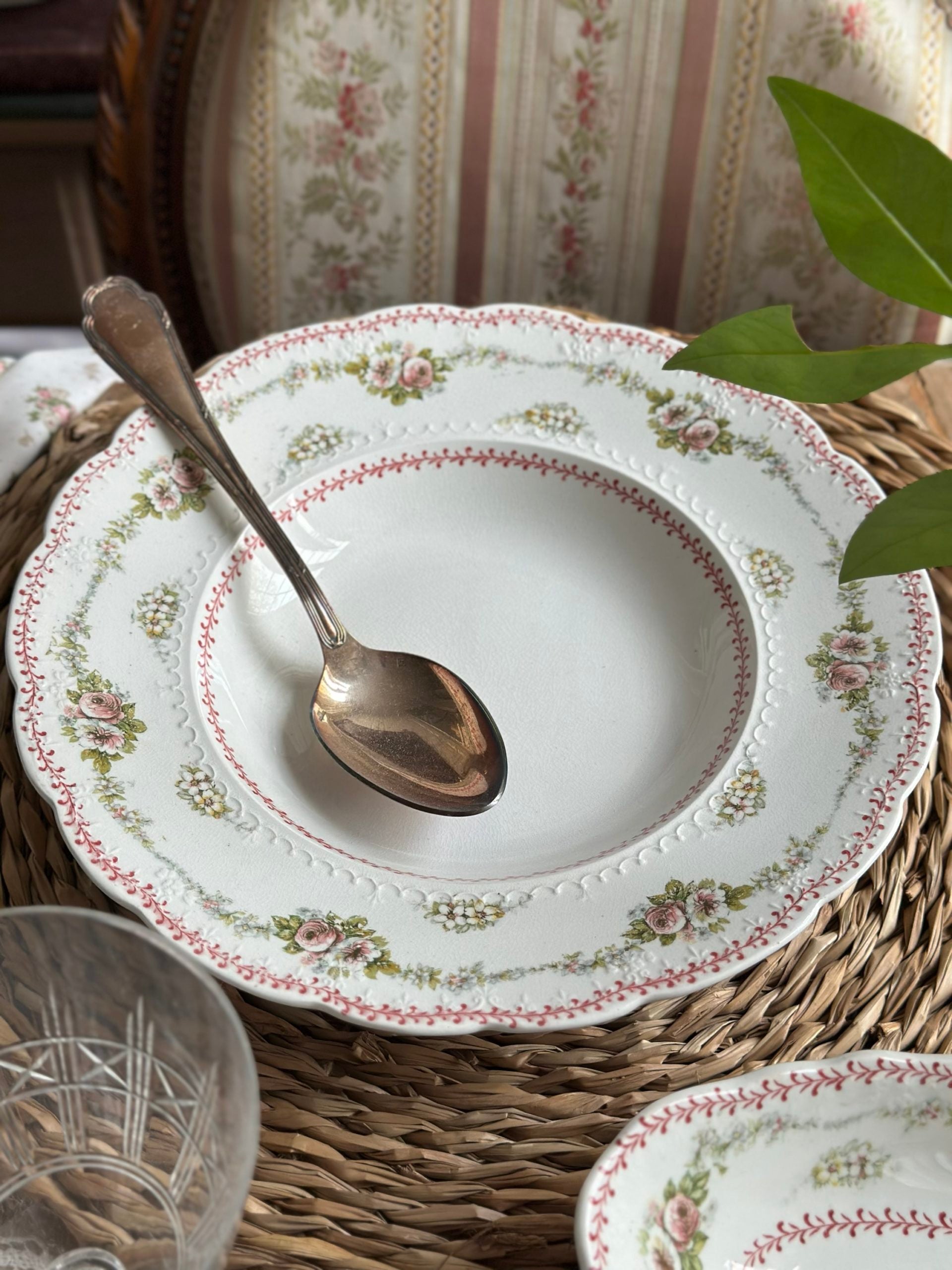 Suite de 6 assiettes creuses Ridgways modèle Honfleur