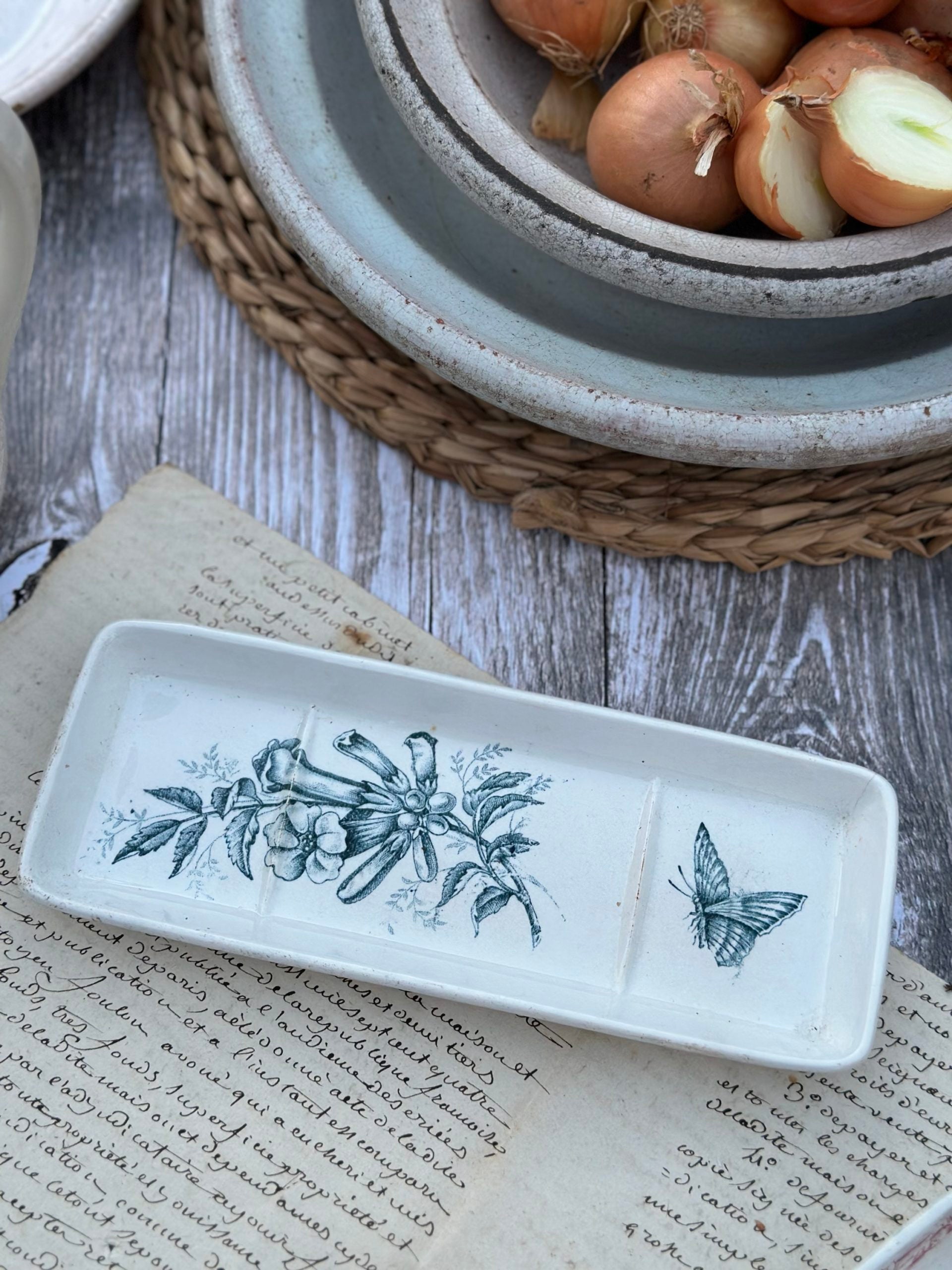 Badonviller Jasmin model comb holder