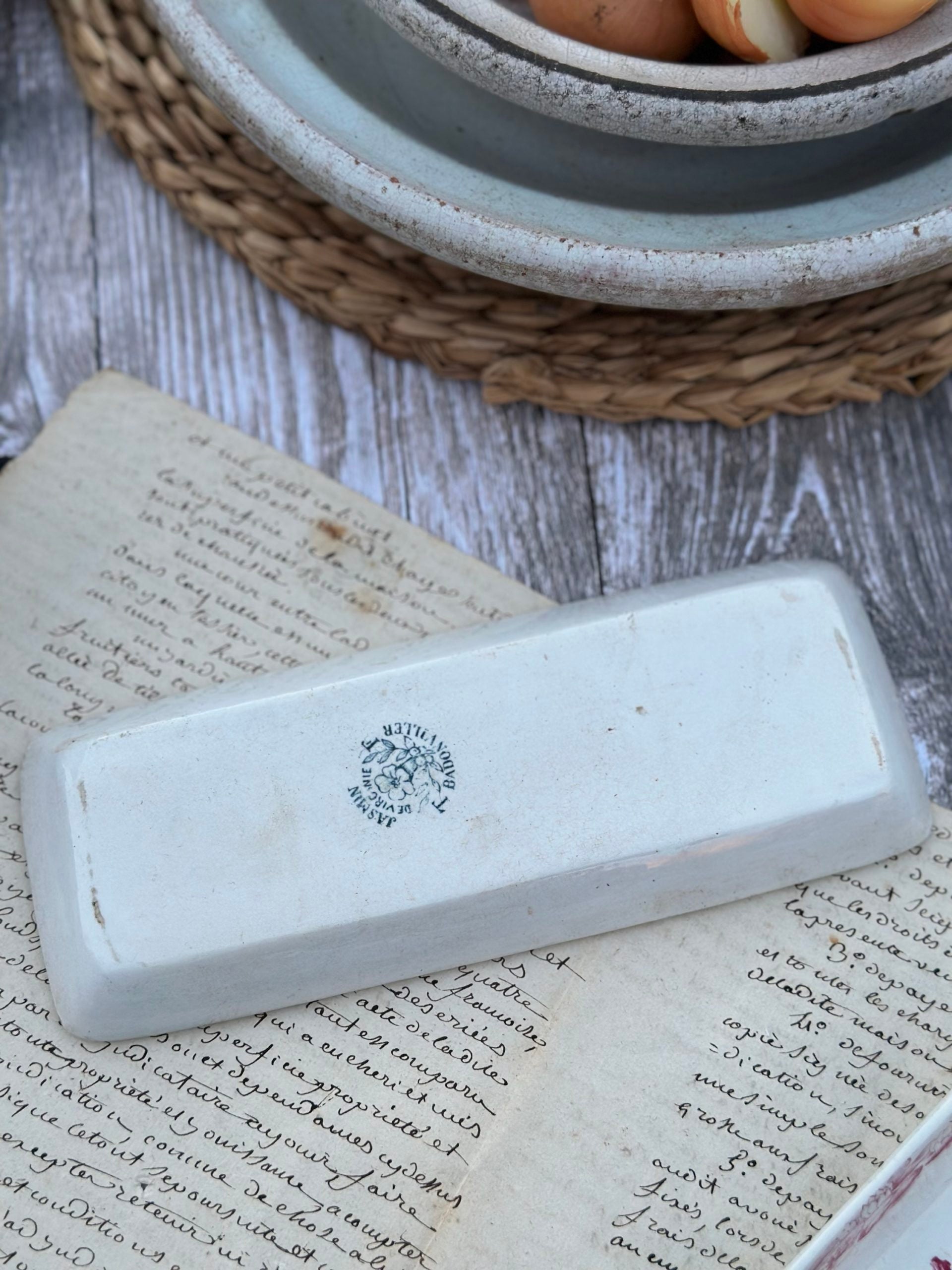 Badonviller Jasmin model comb holder