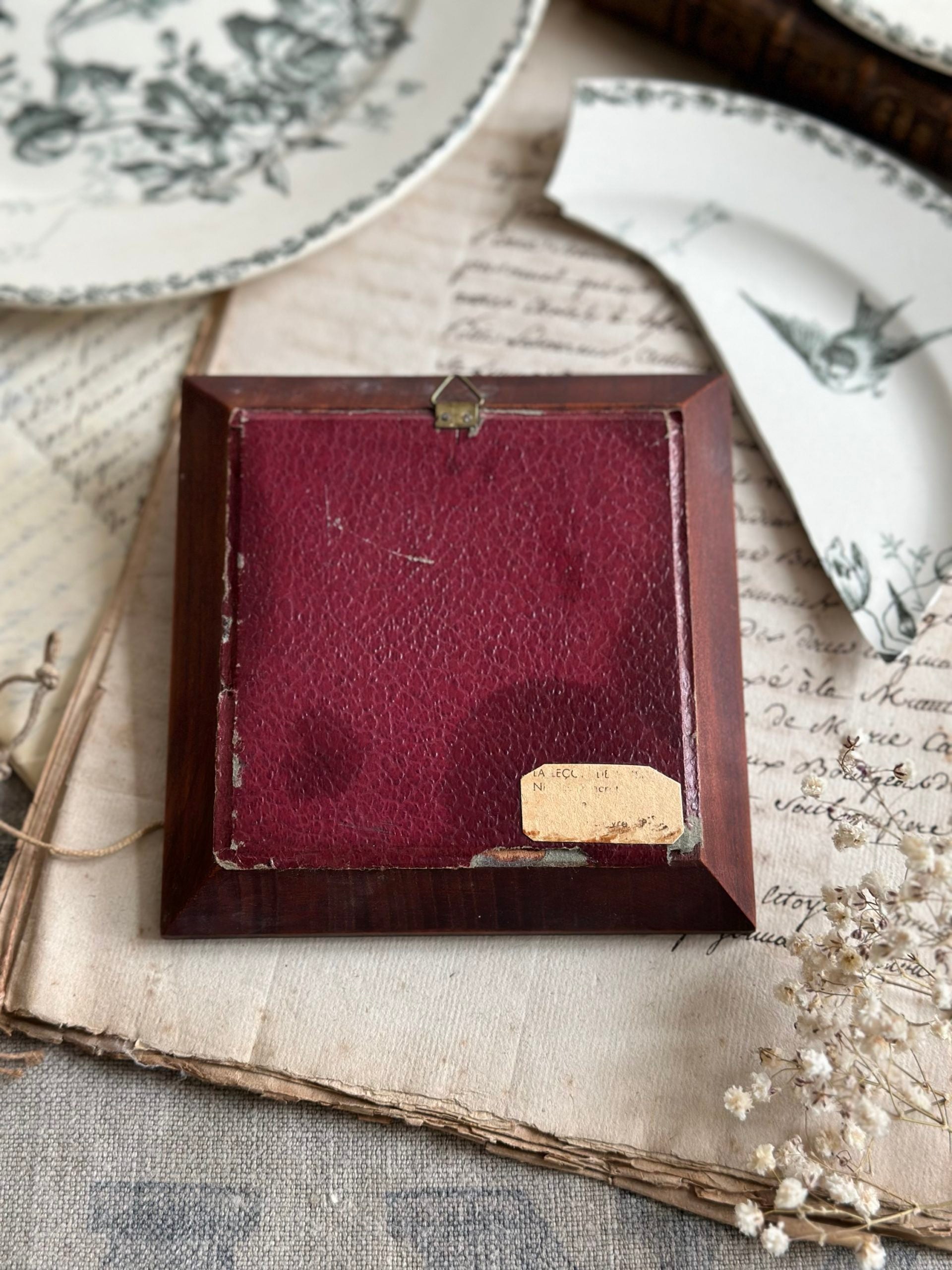 Cadre bois, laiton et terre de fer Choisy le Roi